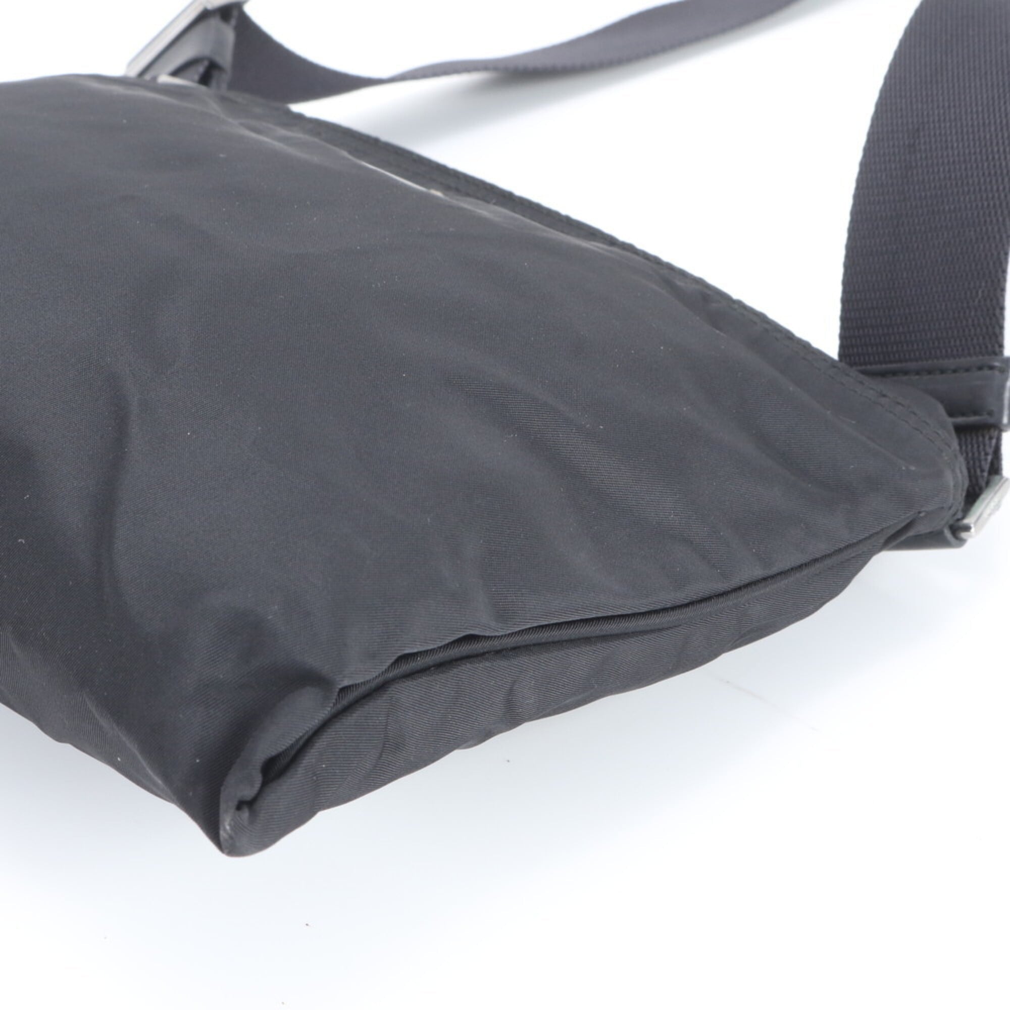 Prada Black Nylon Leather Shoulder Bag (Pre-Owned)