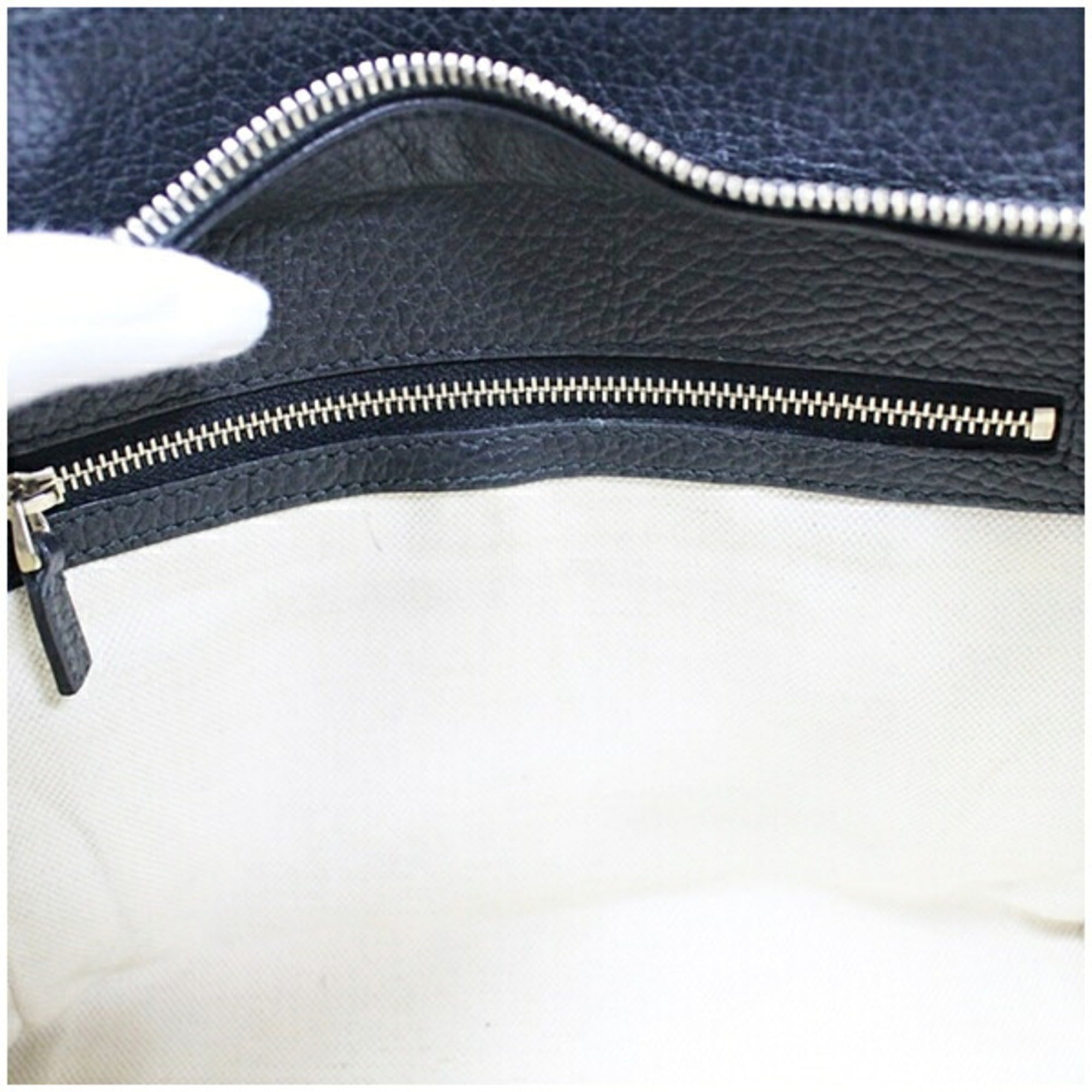 Gucci Dark Navy Leather Handbag Shoulder Bag (Pre-Owned)