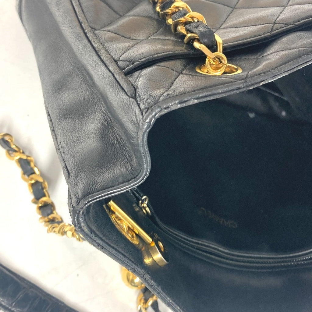 Chanel Black Gold Leather Shoulder Bag Tote Bag (Pre-Owned)