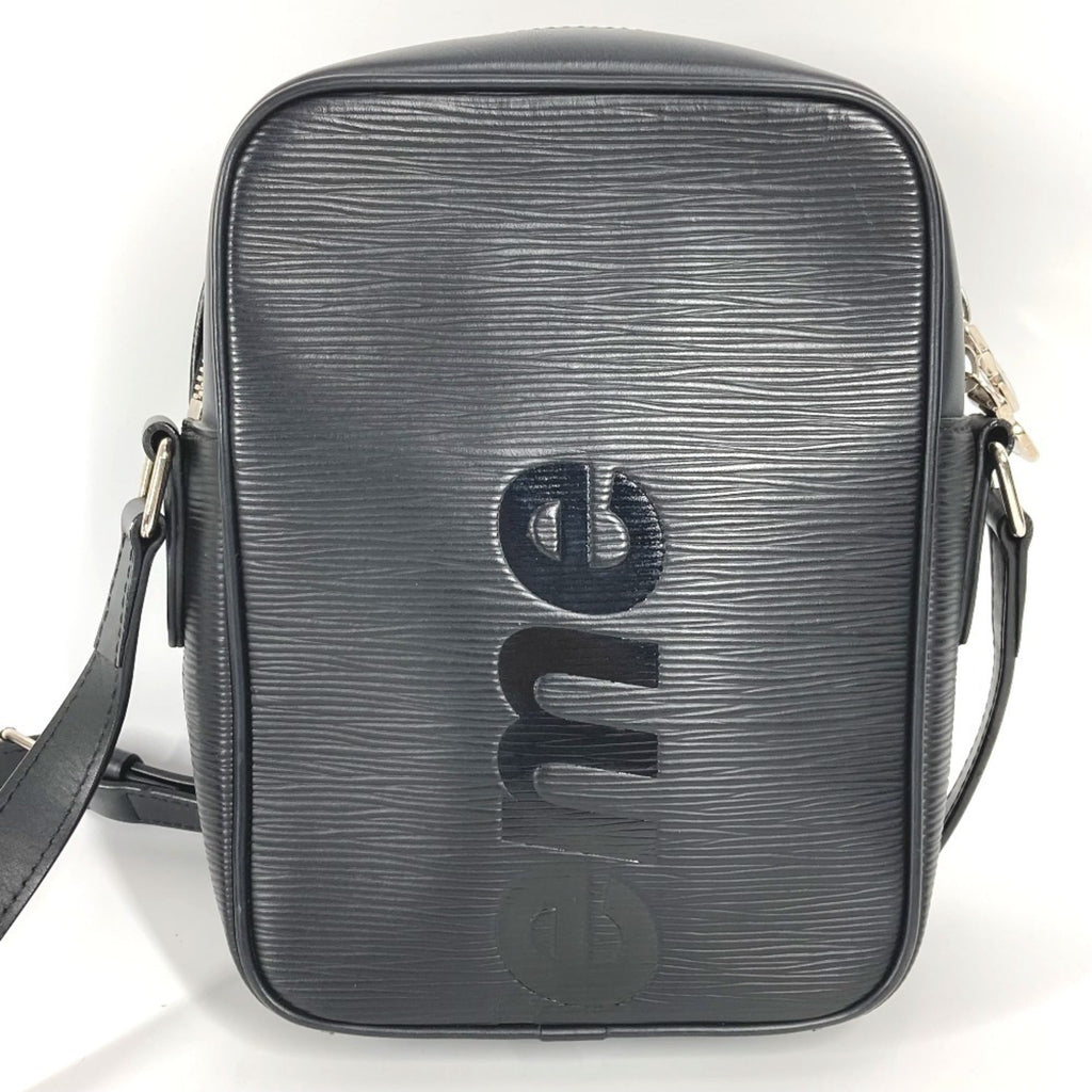 Louis Vuitton Black Epi Leather Pochette Shoulder Bag (Pre-Owned)