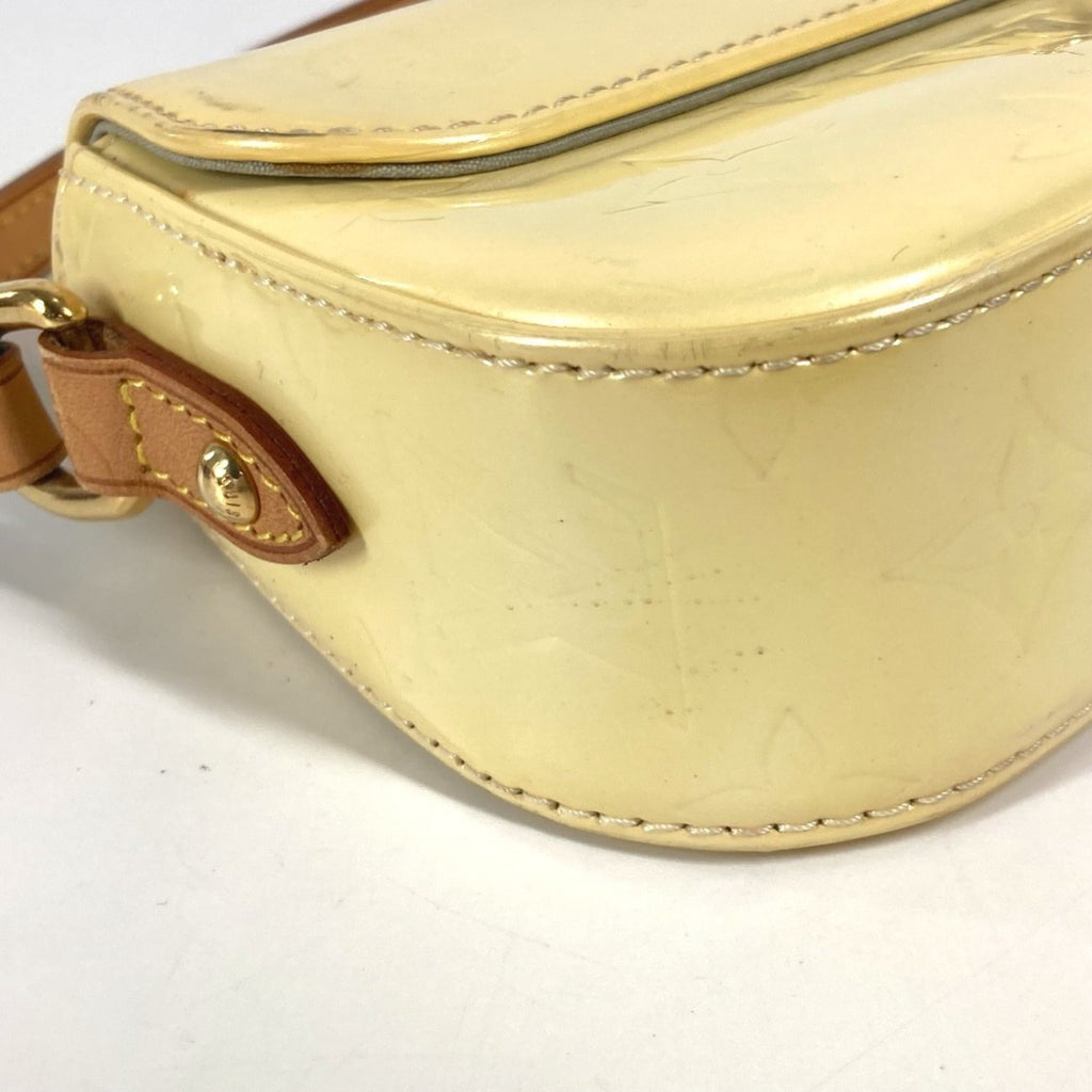 Louis Vuitton Monogram Vernis Pearl White Monogram Vernis Shoulder Bag (Pre-Owned)
