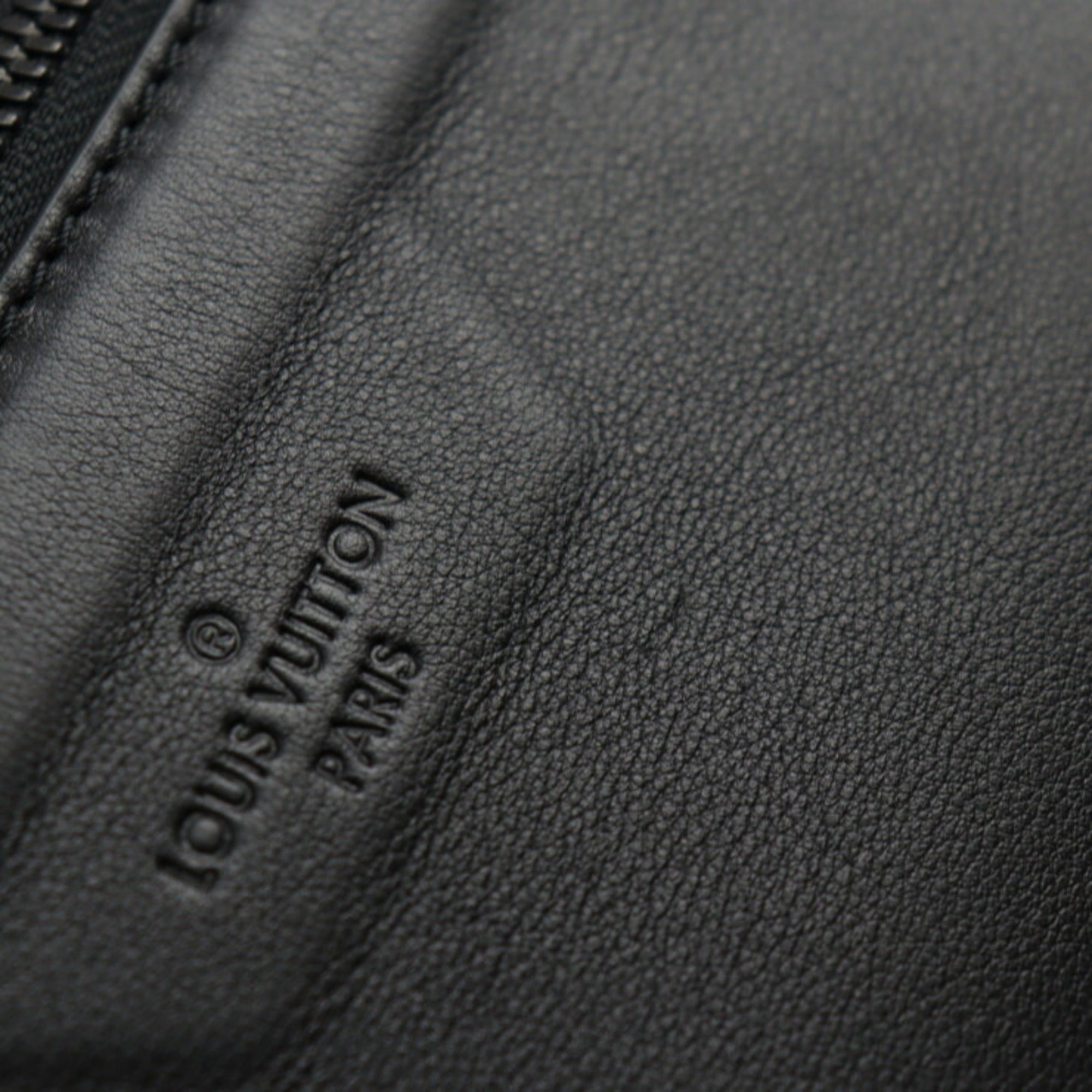 Louis Vuitton Black Leather Clutch Bag (Pre-Owned)