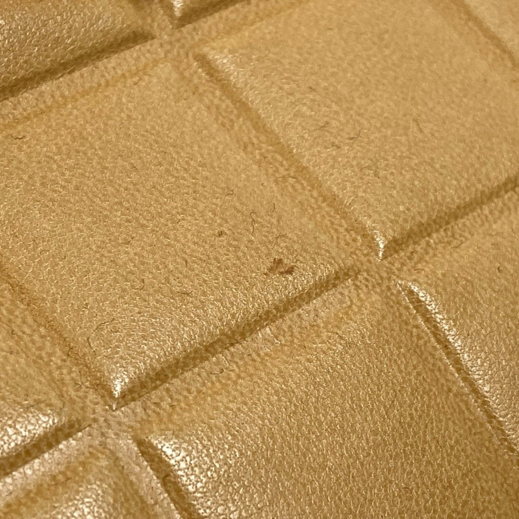 Chanel Beige Leather Tote Bag (Pre-Owned)