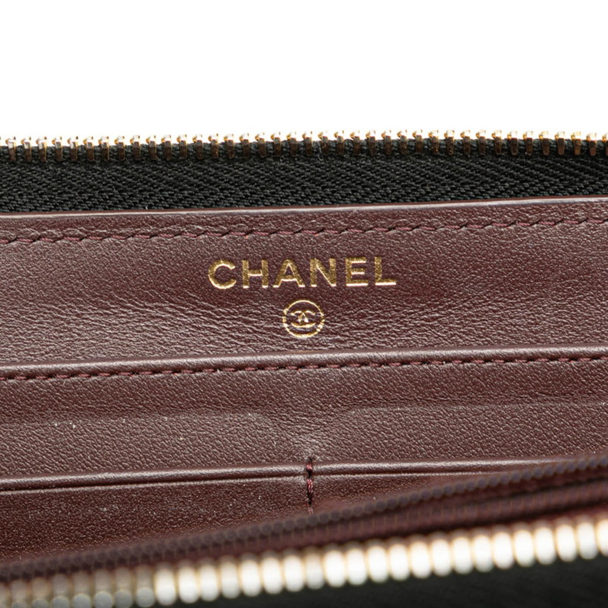 Chanel Black Grained Calfskin Long Wallet (Bi-Fold) (Pre-Owned)