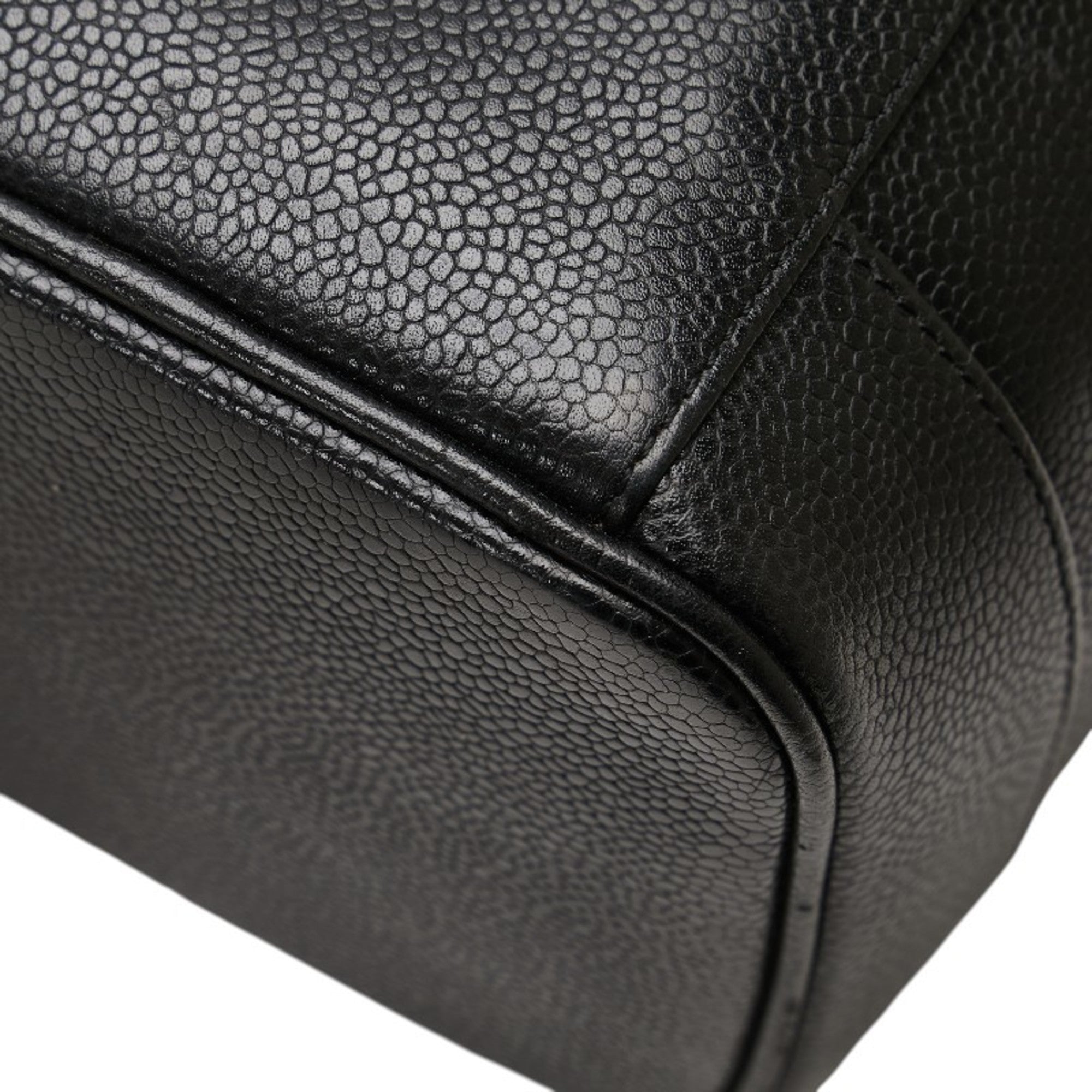Chanel Black Grained Calfskin Pouch Vanity Bag (Pre-Owned)