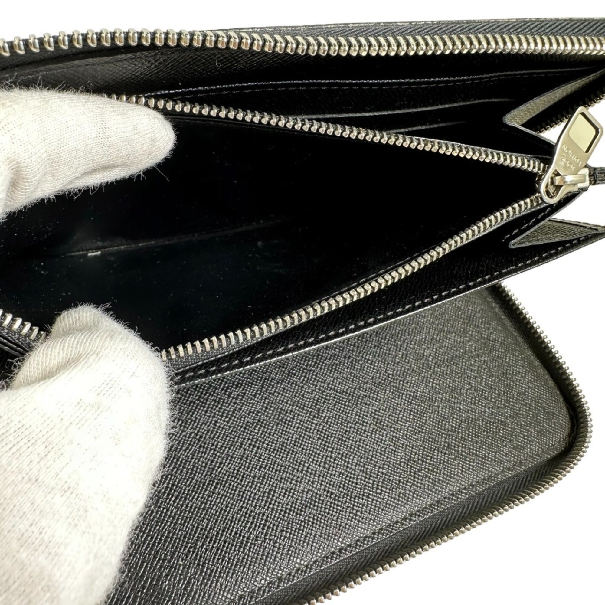 Louis Vuitton Black Damier Graphite Long Wallet (Bi-Fold) (Pre-Owned)