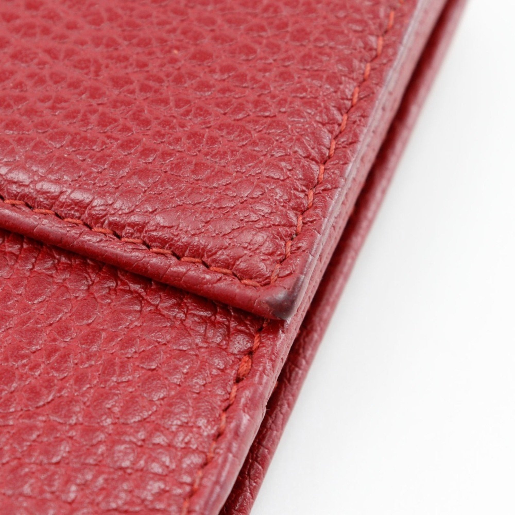Gucci Red Color Leather Wallet (Bi-Fold) (Pre-Owned)