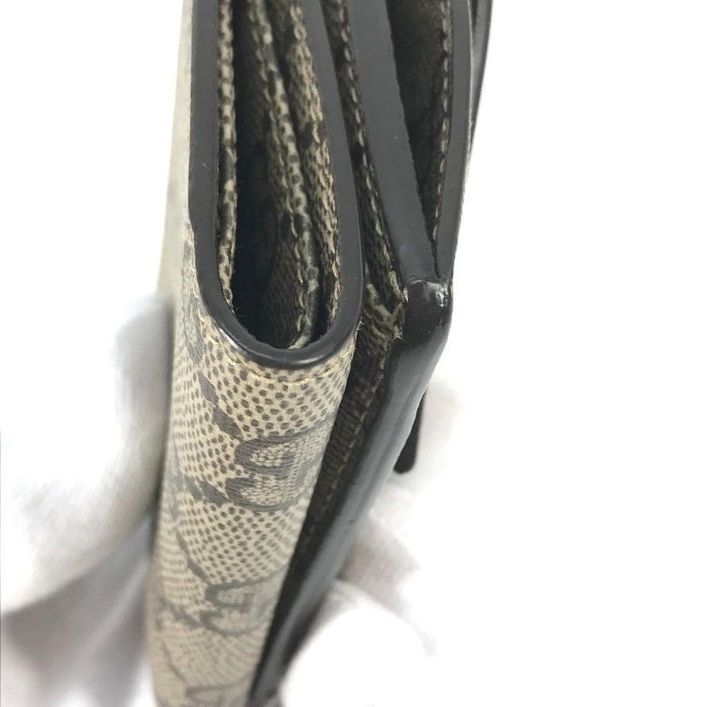 Gucci Beige Other Wallet (Tri-Fold) (Pre-Owned)