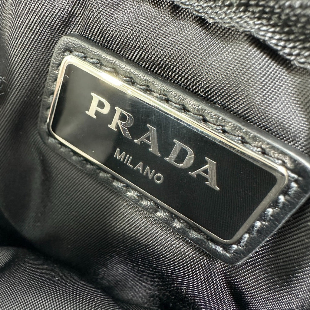 Prada Red Cloth Pouch (Pre-Owned)