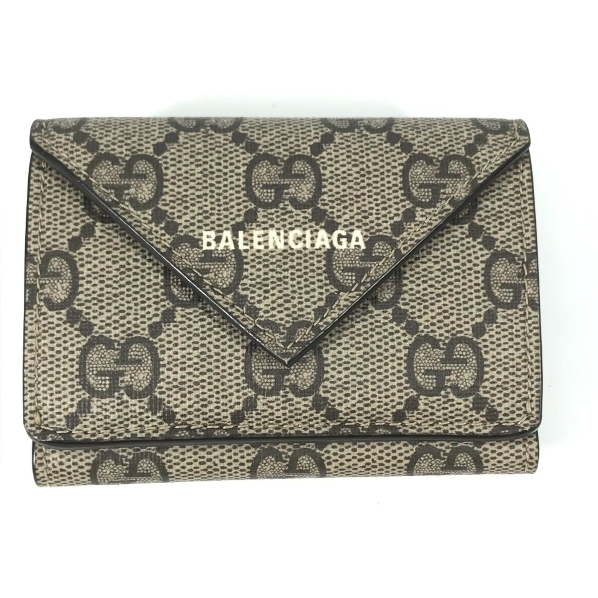 Gucci Beige Other Wallet (Tri-Fold) (Pre-Owned)