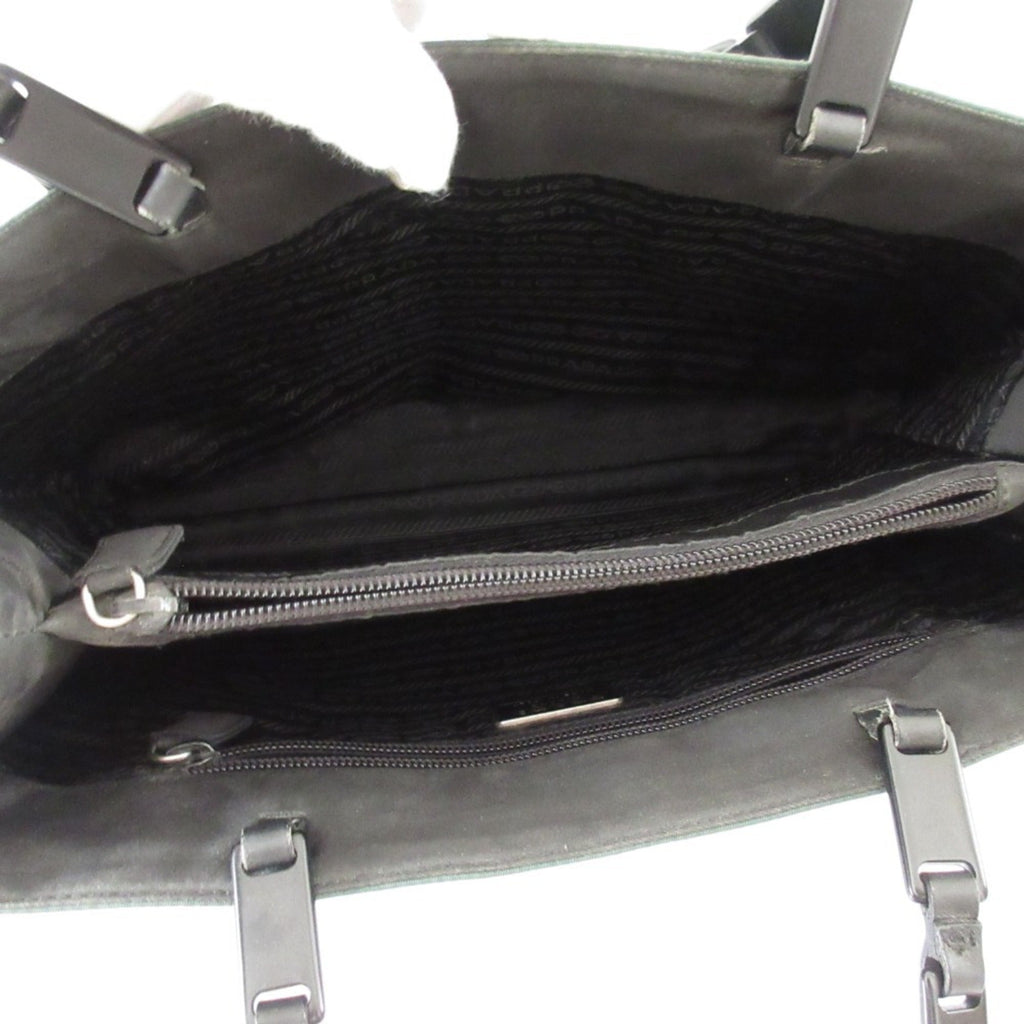 Prada Green Quilting Shoulder Bag (Pre-Owned)