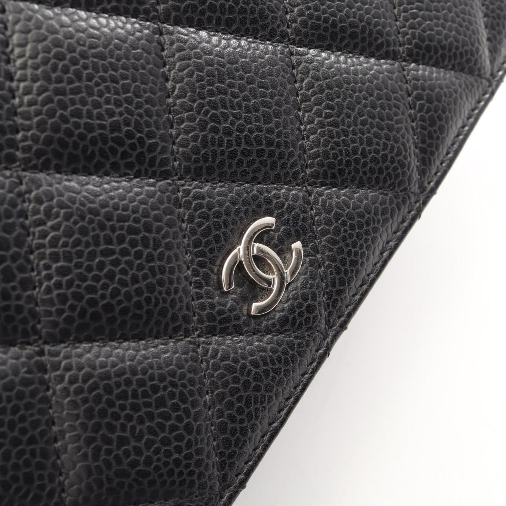 Chanel Black Grained Calfskin Handbag Shoulder Bag (Pre-Owned)