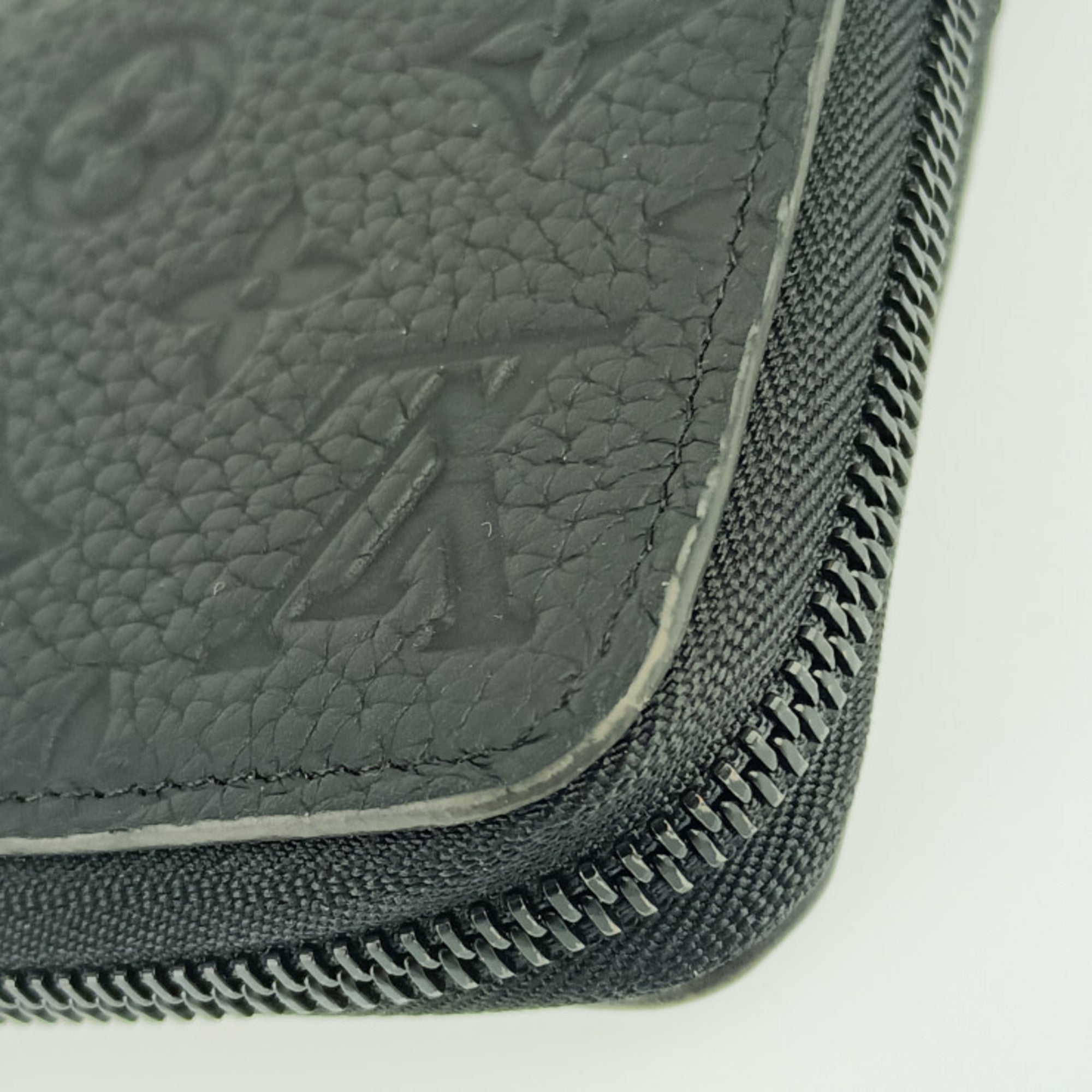 Louis Vuitton Black Leather Long Wallet (Bi-Fold) (Pre-Owned)