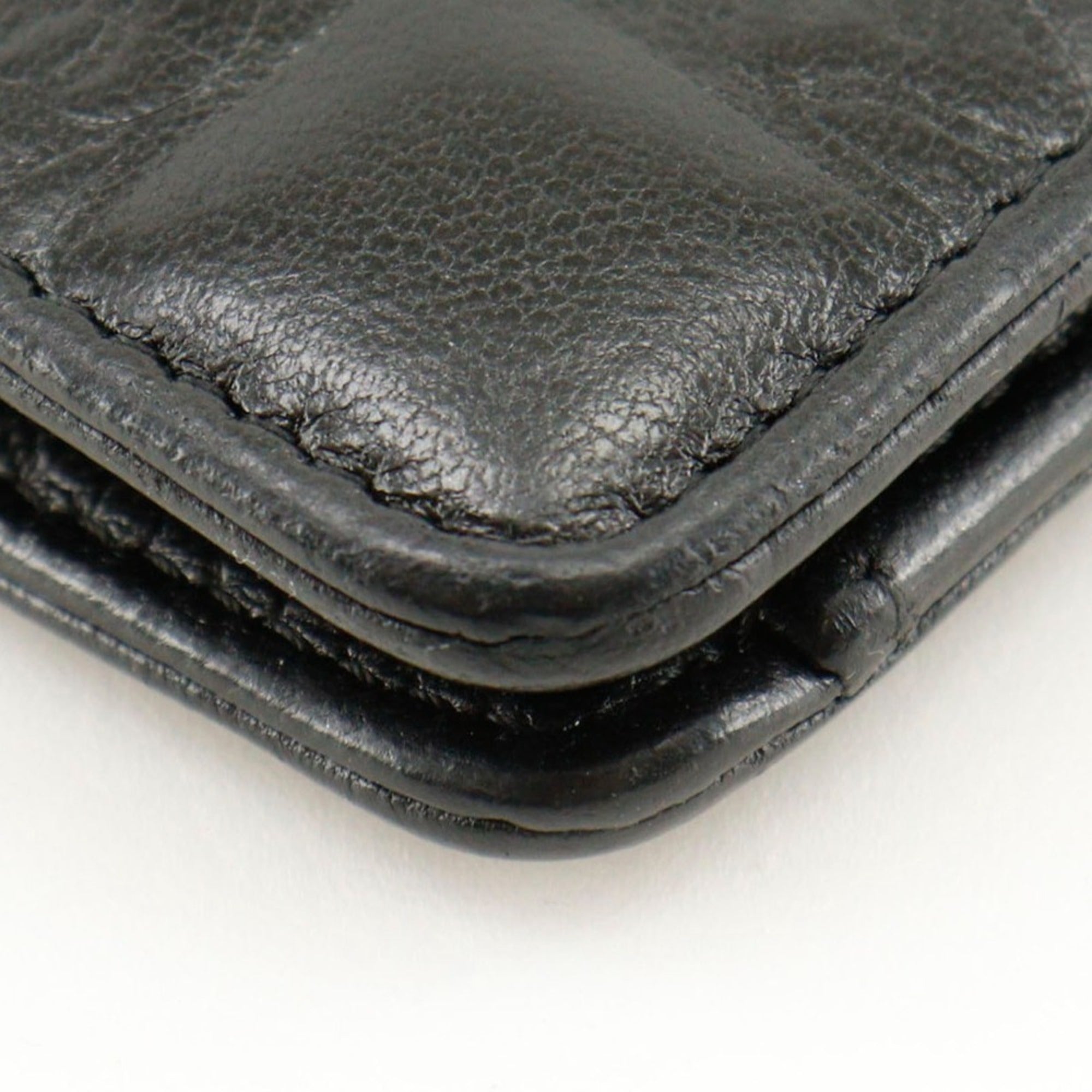 Chanel Black Leather Long Wallet (Bi-Fold) (Pre-Owned)