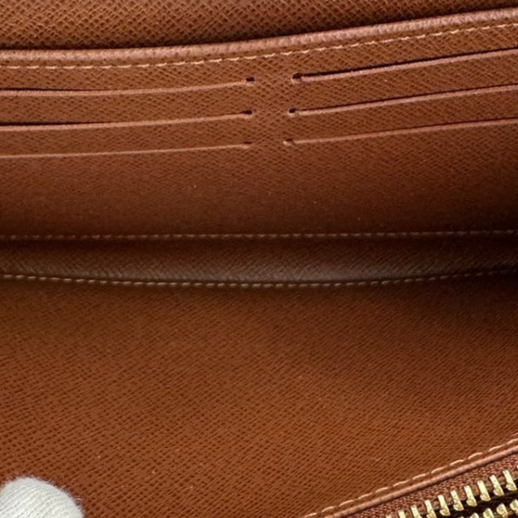 Louis Vuitton Monogram Brown Monogram Long Wallet (Bi-Fold) (Pre-Owned)