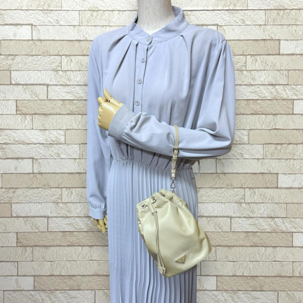 Prada Beige Pouch (Pre-Owned)