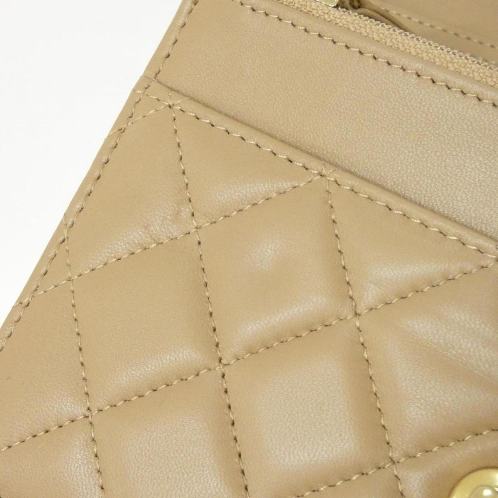 Chanel Beige Leather Chain/Shoulder Wallet (Pre-Owned)