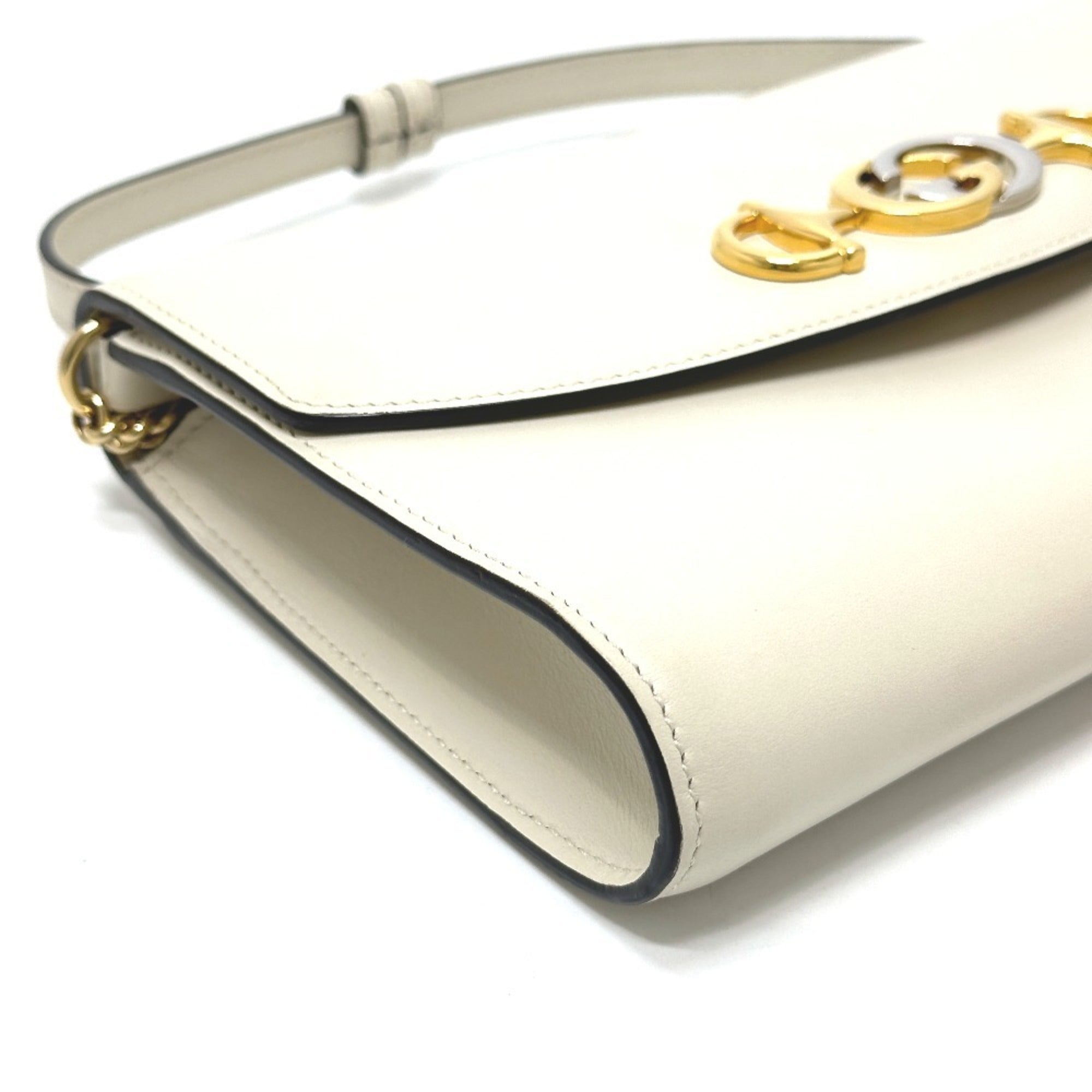 Gucci Off-White Leather Shoulder Bag (Pre-Owned)
