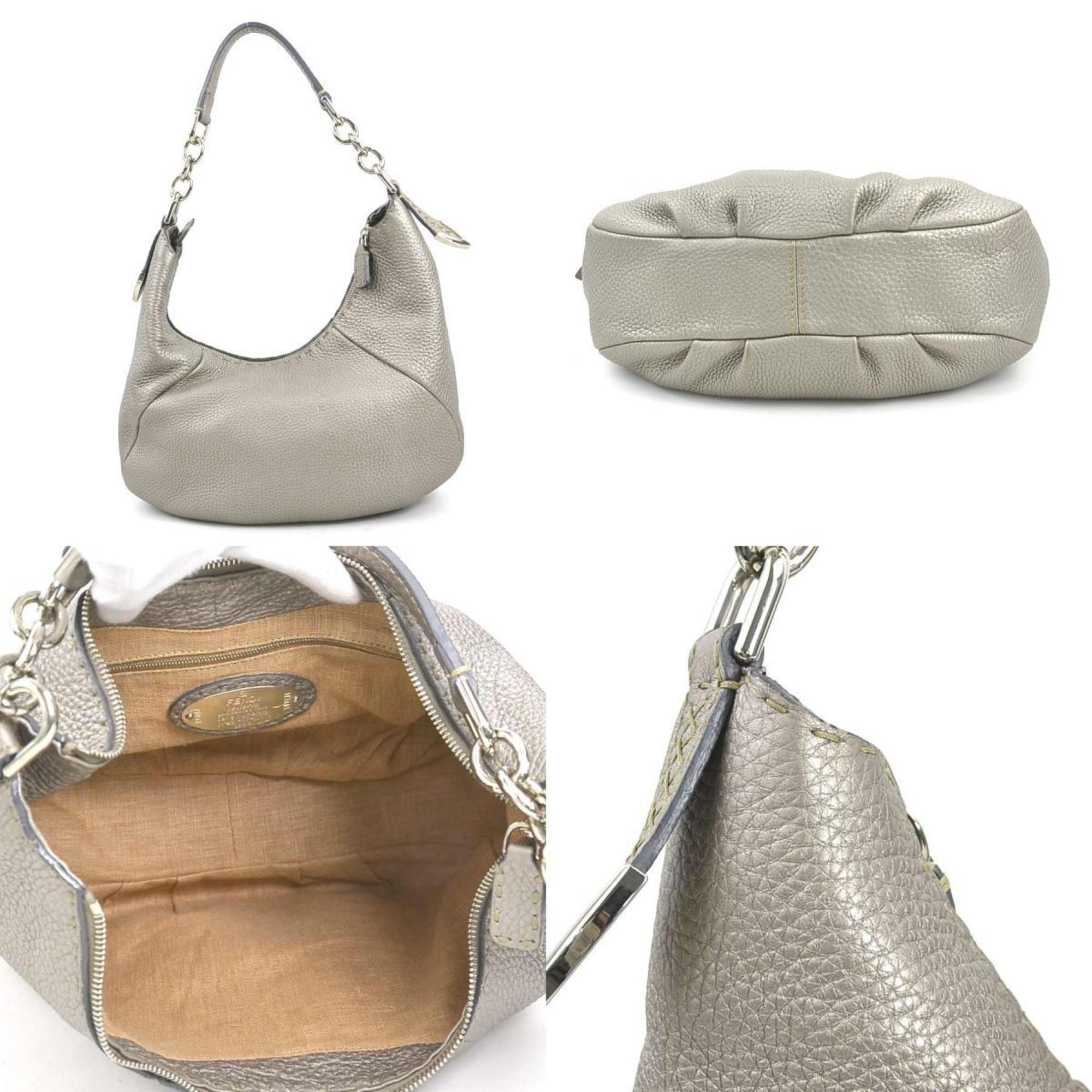 Fendi Leather Shoulder Bag (Pre-Owned)