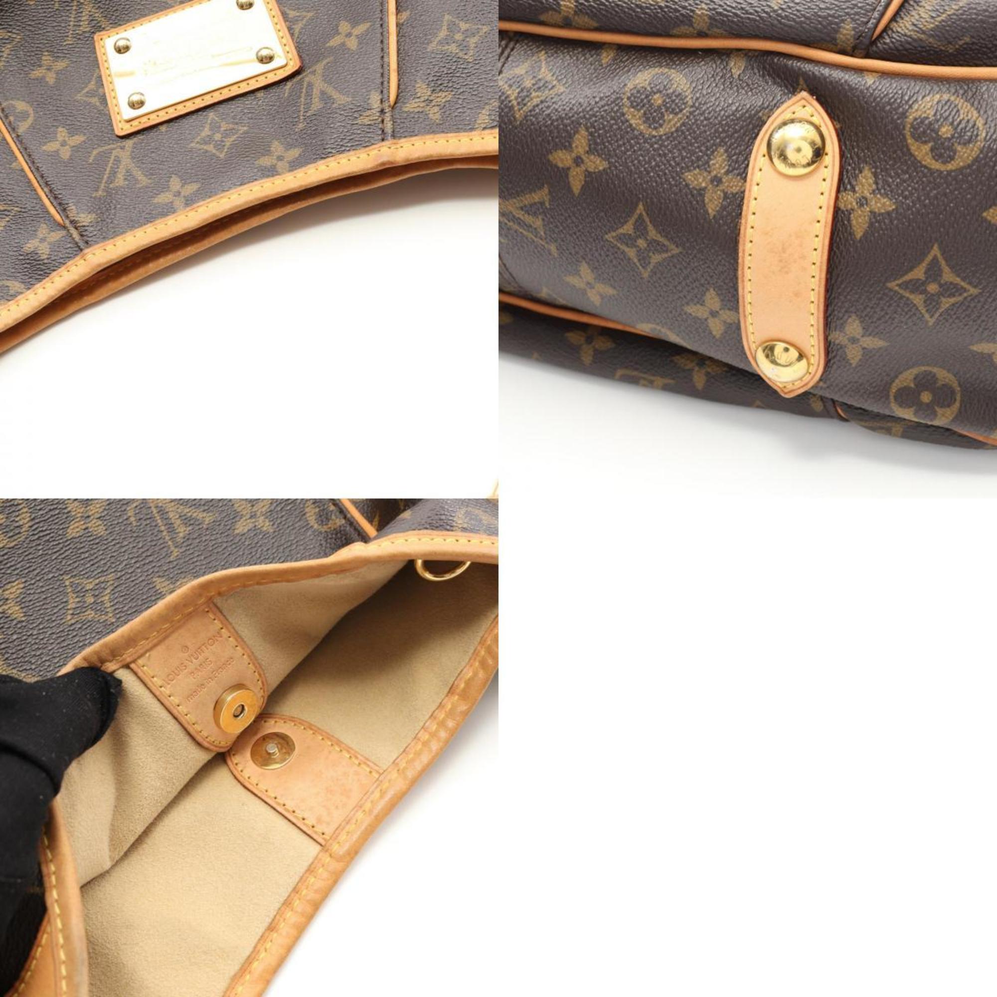 Louis Vuitton Brown Monogram Monogram Shoulder Bag (Pre-Owned)