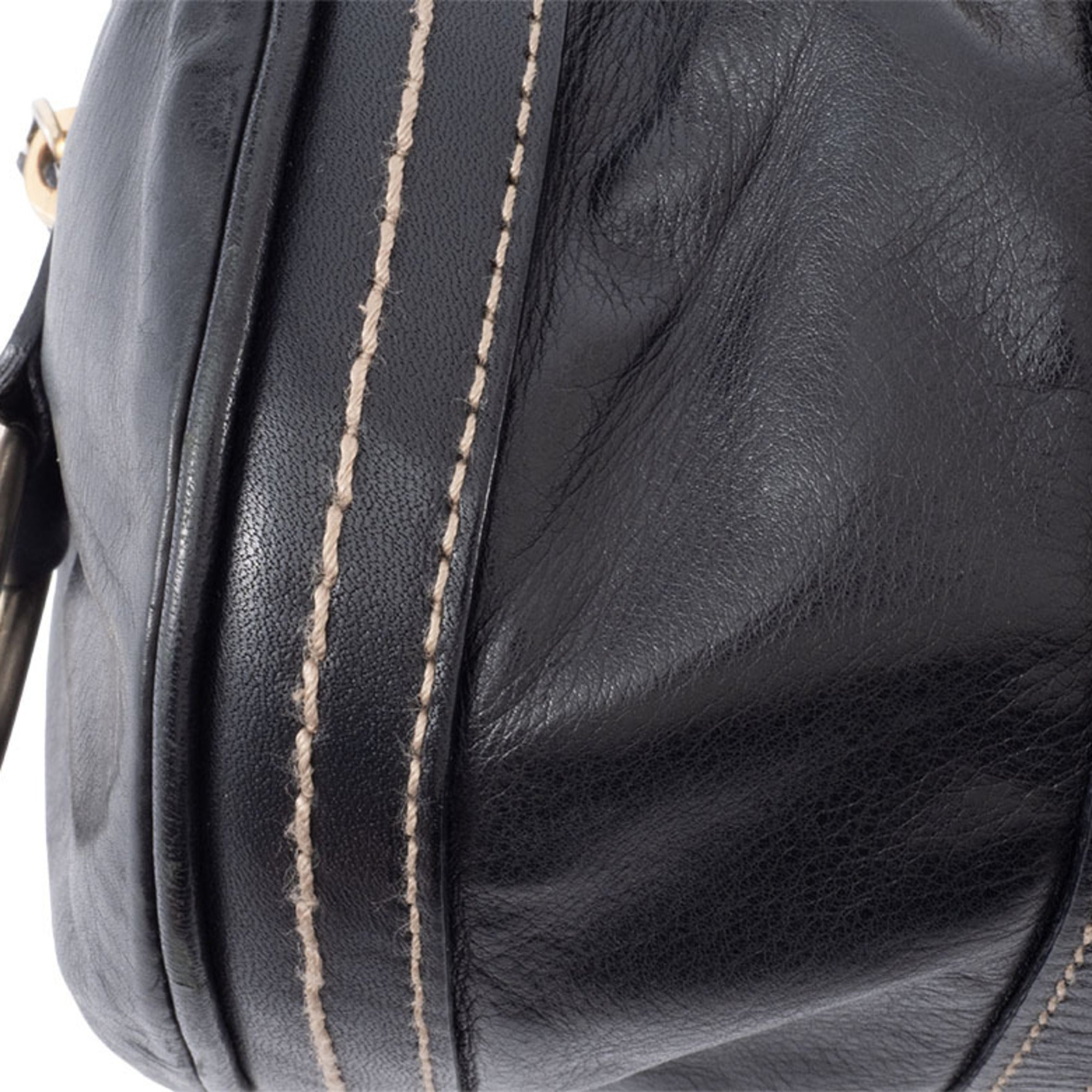 Gucci Hysteria Black Leather Boston Bag (Pre-Owned)