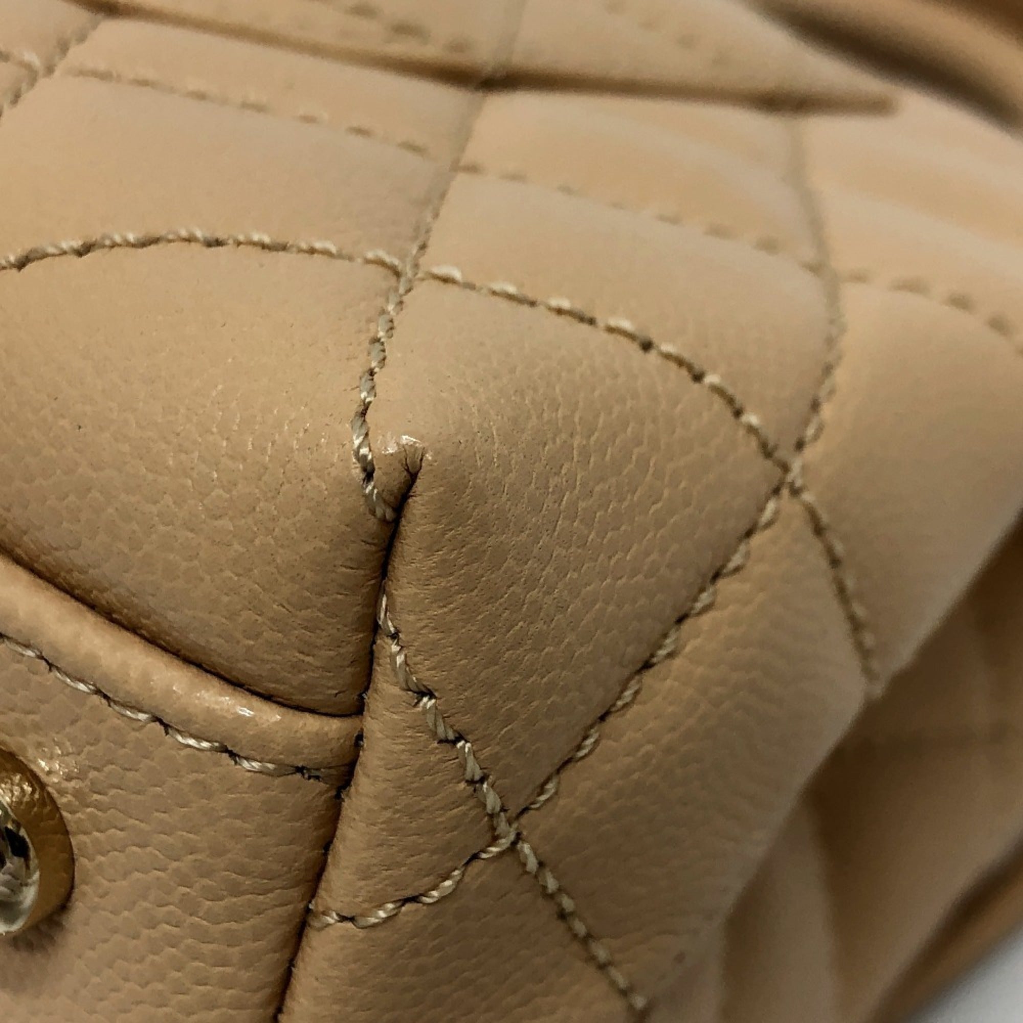 Chanel Beige Grained Calfskin Handbag Shoulder Bag (Pre-Owned)