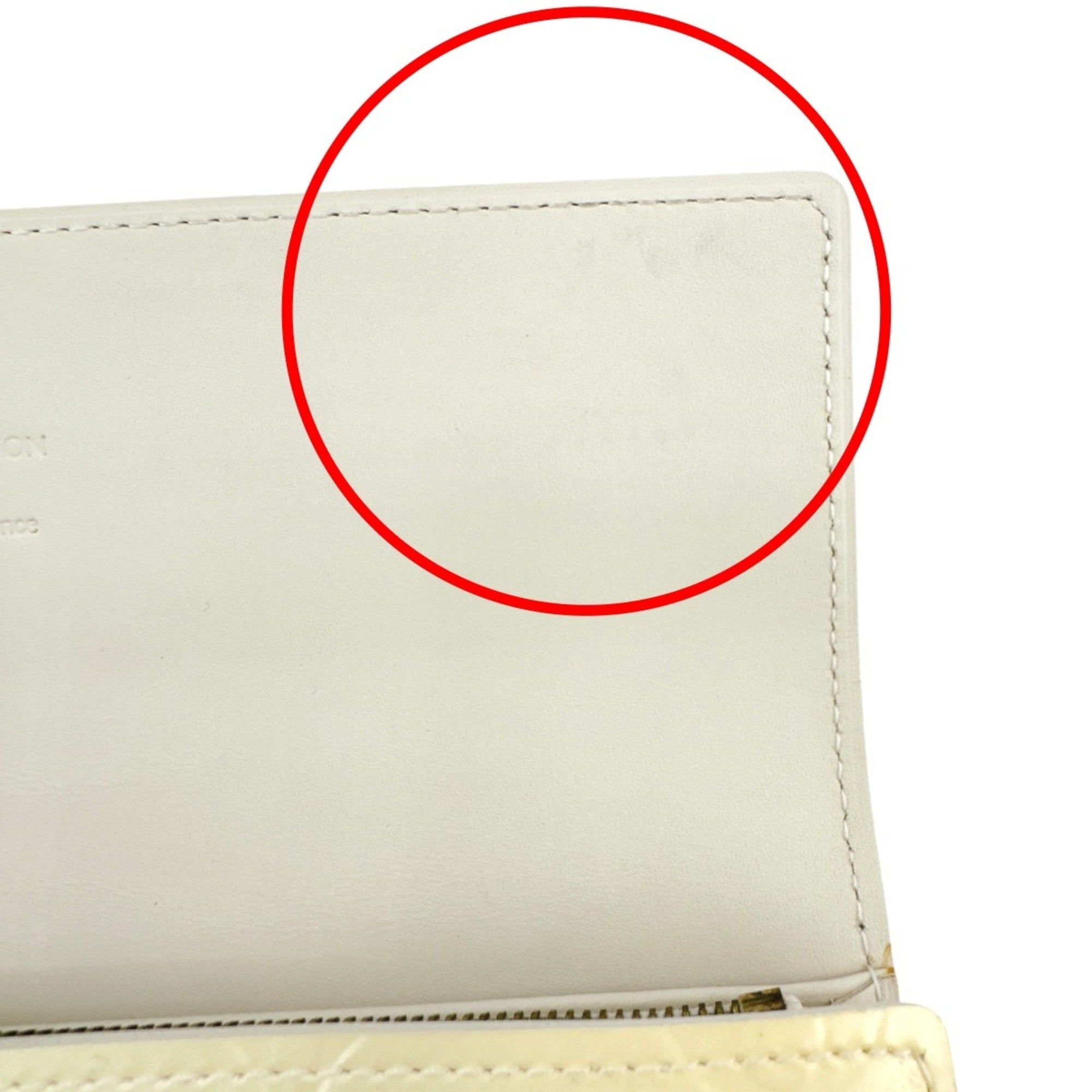 Louis Vuitton Cream White Monogram Vernis Long Wallet (Tri-Fold) (Pre-Owned)