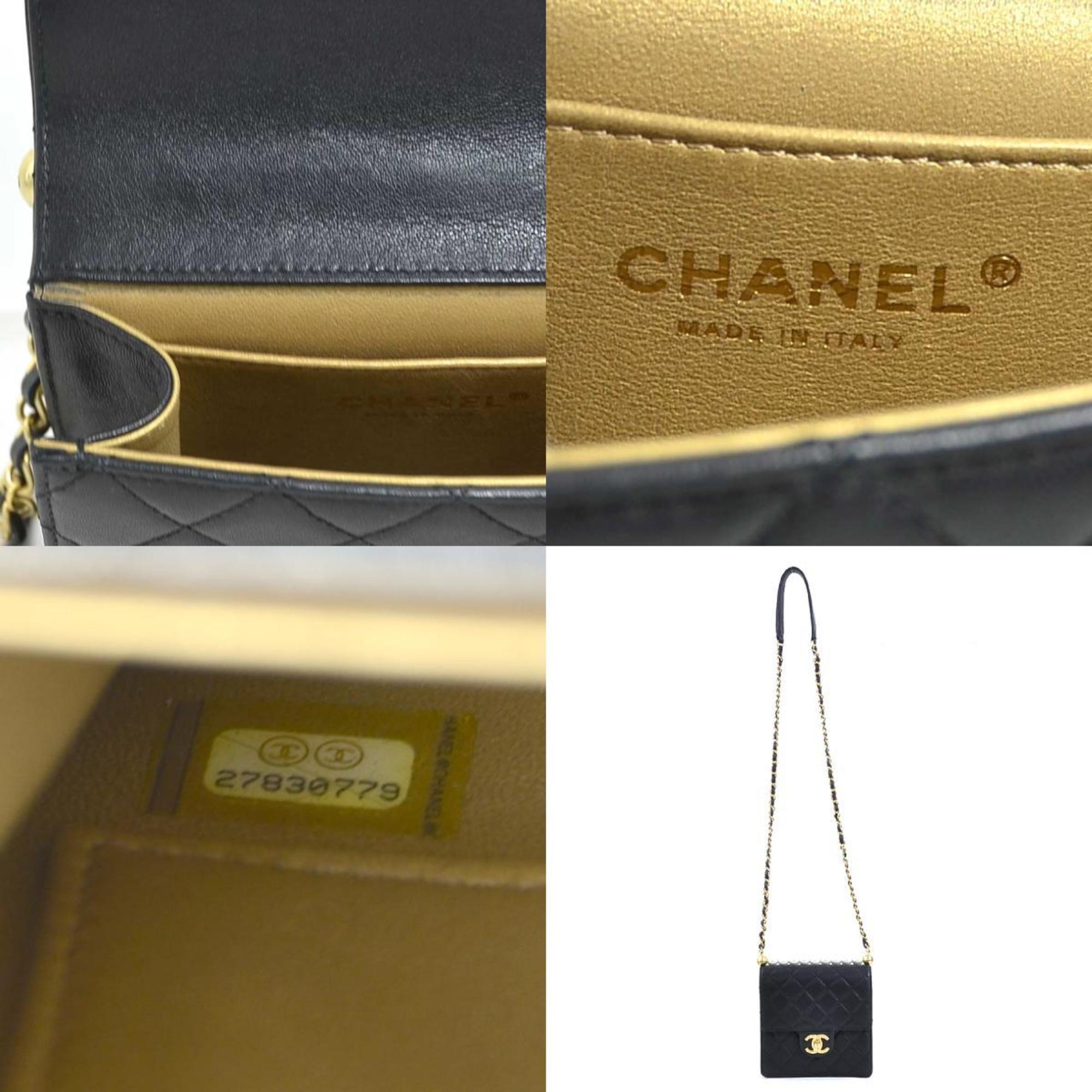 Chanel Black Off-White Leather Artificial Pearl Shoulder Bag (Pre-Owned)