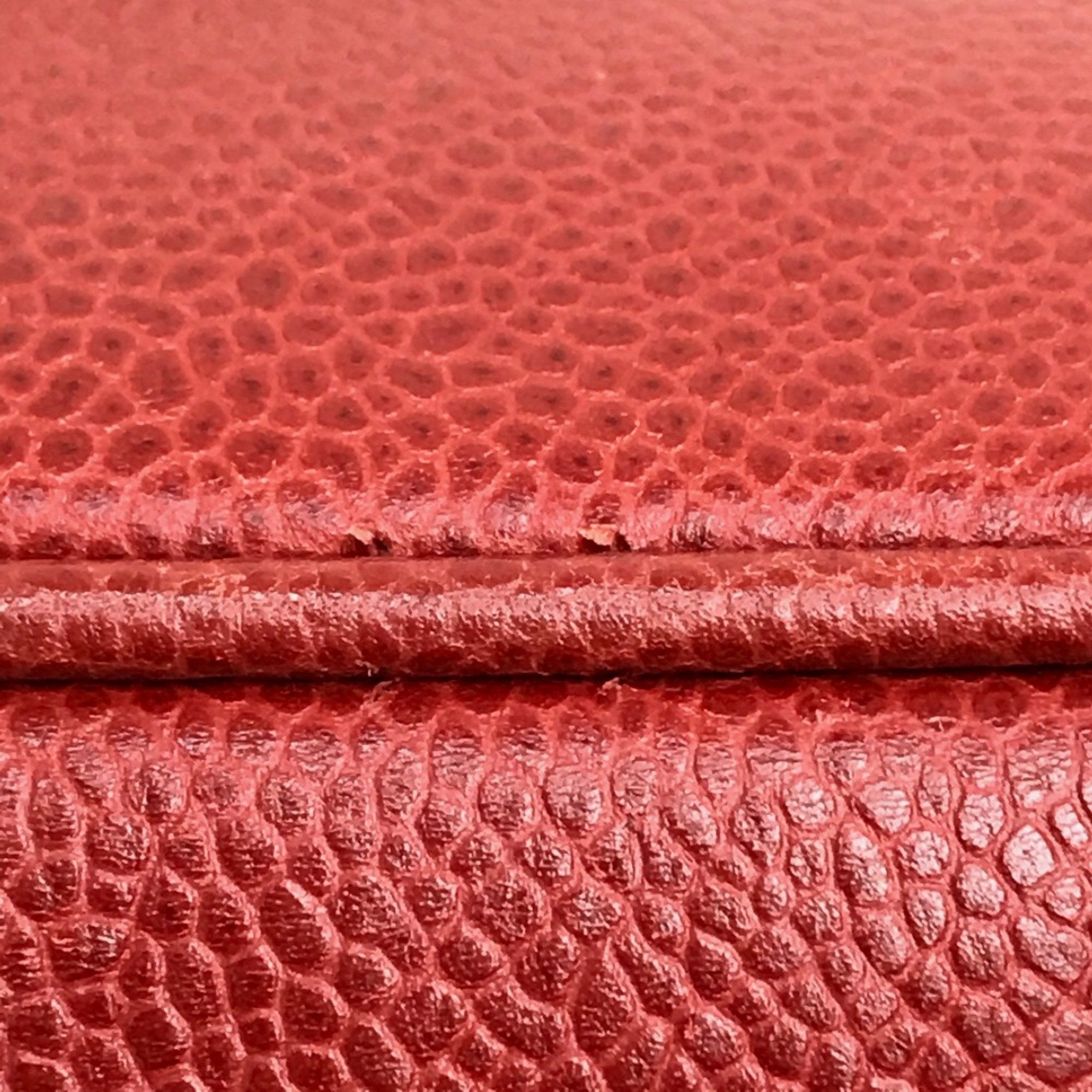 Chanel Red Leather Handbag (Pre-Owned)