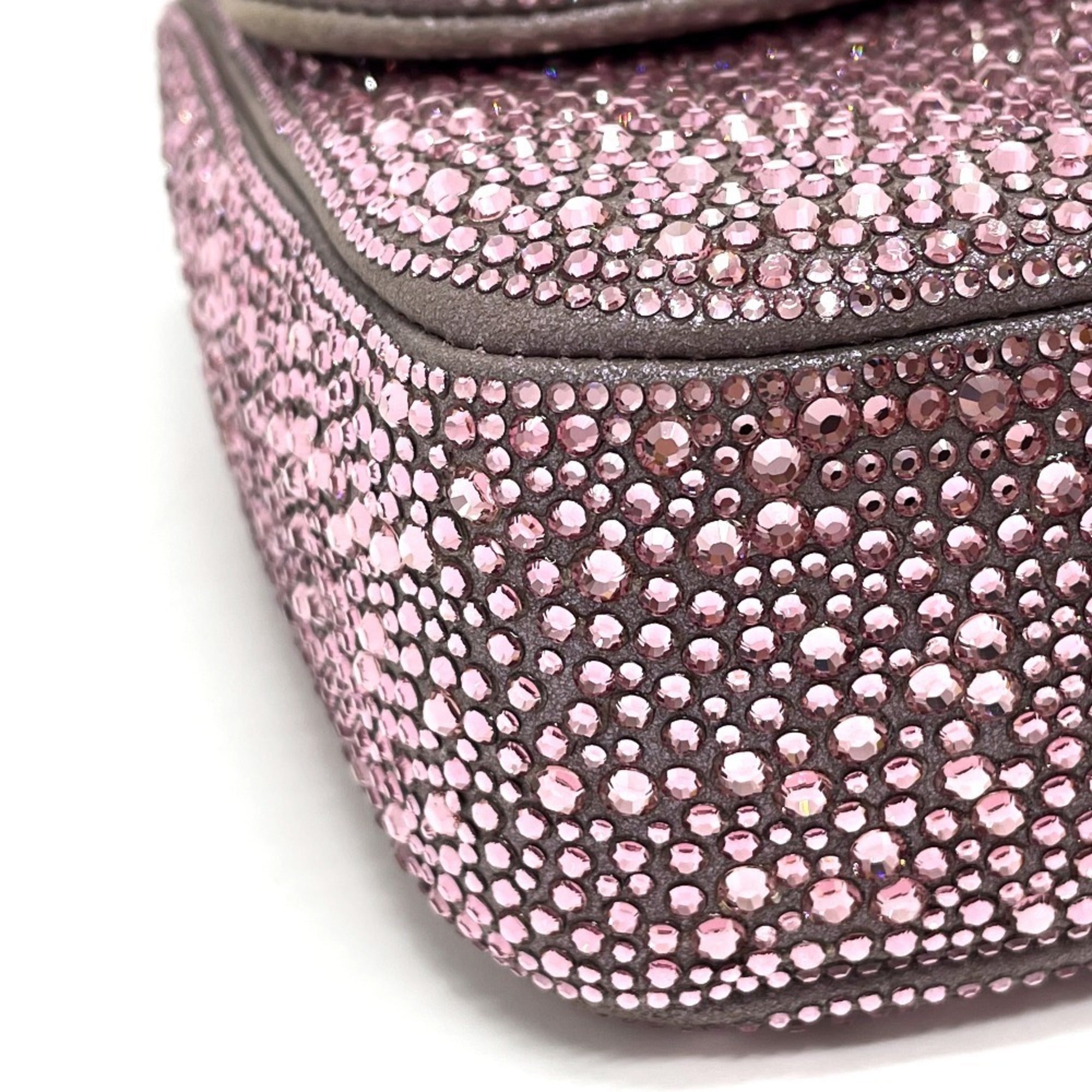 Chanel Pink Suede Shoulder Bag (Pre-Owned)