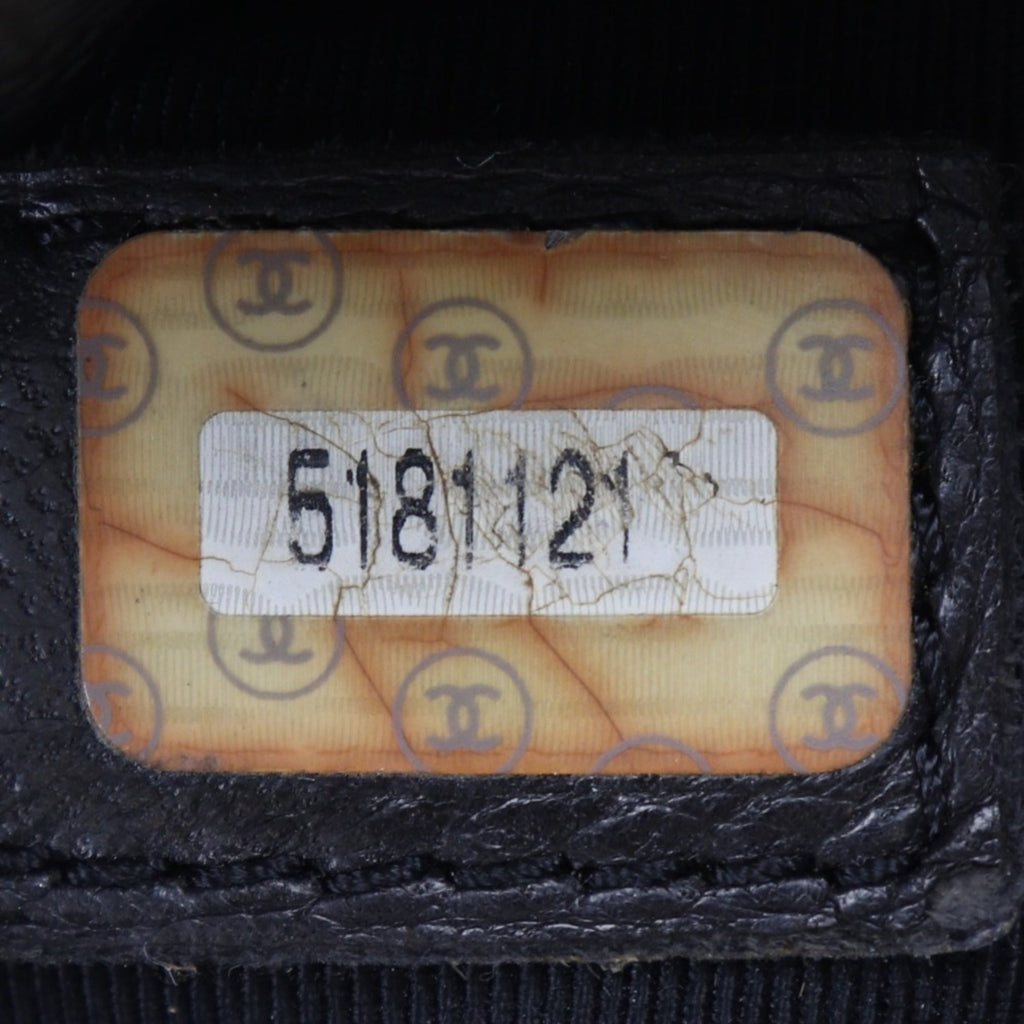 Chanel Black Caviar Leather Handbag (Pre-Owned)