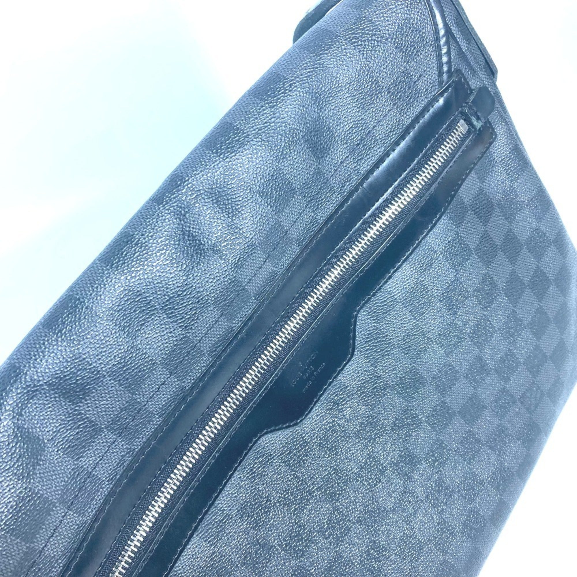 Louis Vuitton Black Damier Graphite Messenger Bag Shoulder Bag (Pre-Owned)