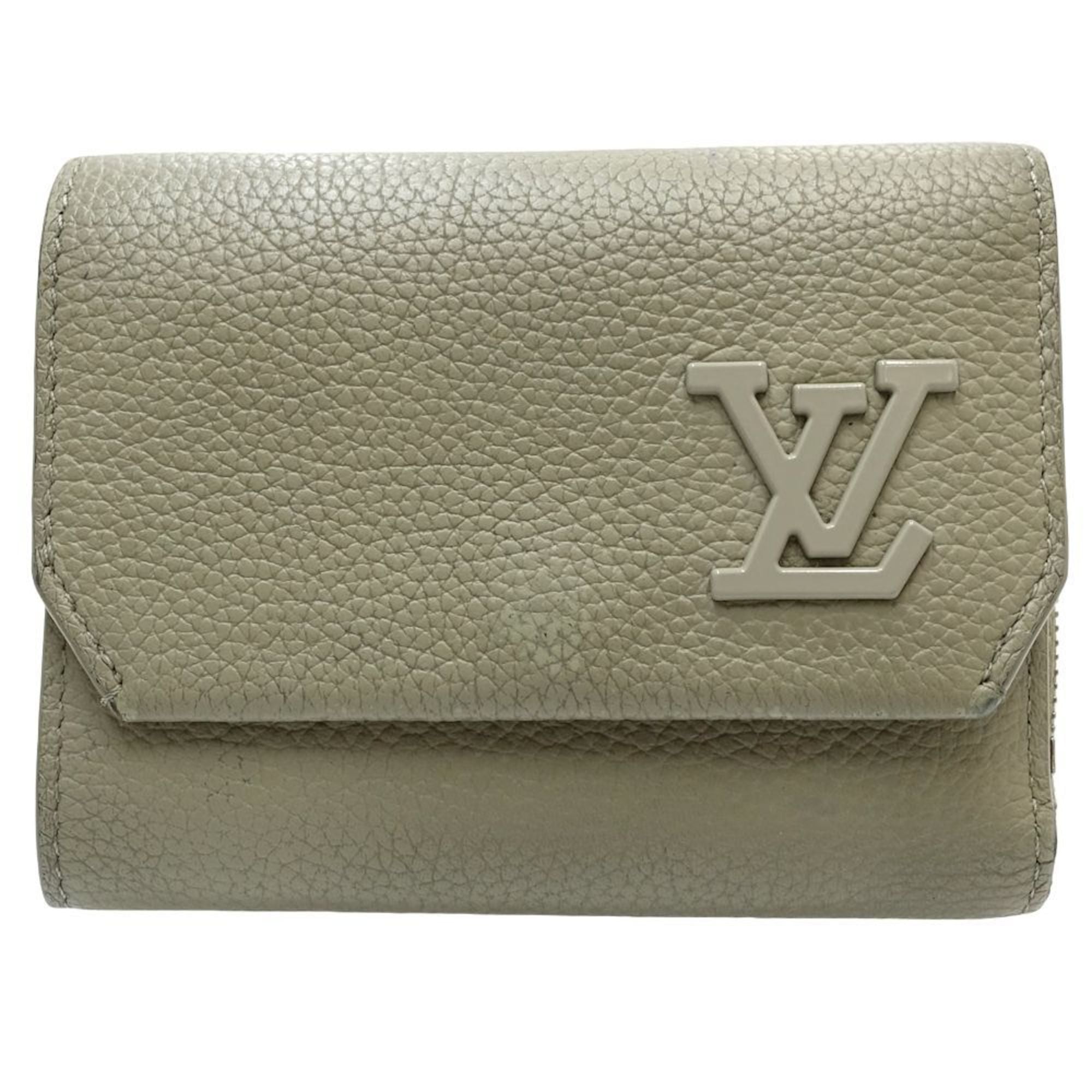 Louis Vuitton Leather Wallet (Tri-Fold) (Pre-Owned)