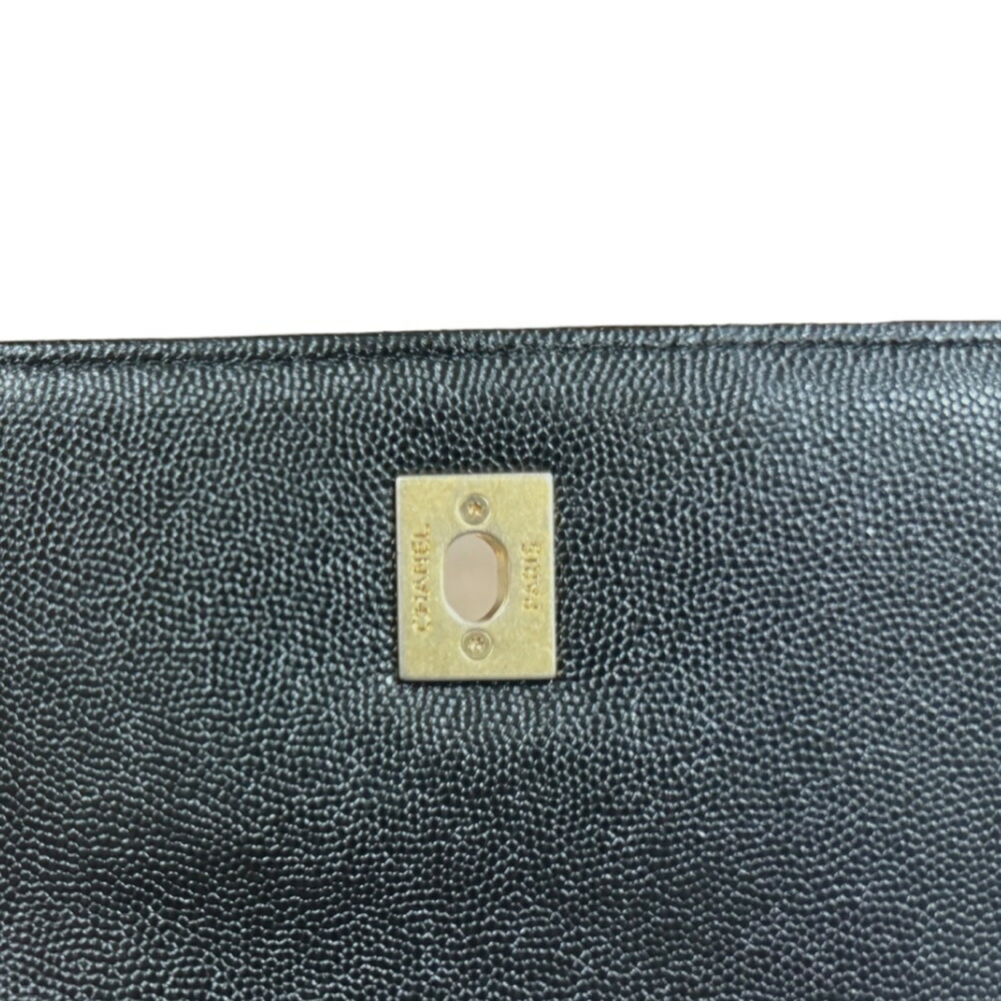 Chanel Black Caviar Leather Shoulder Bag (Pre-Owned)