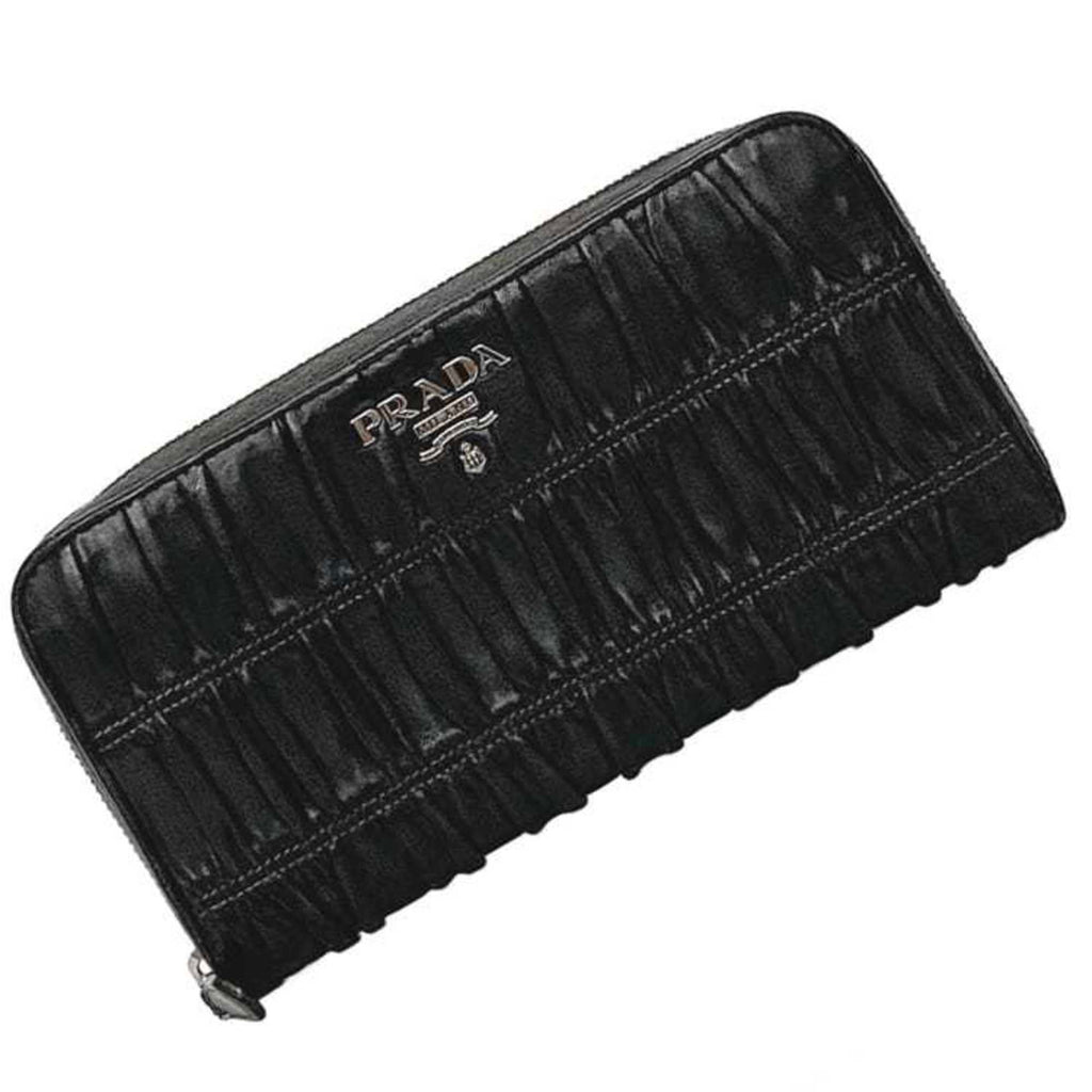 Prada Black Leather Long Wallet (Bi-Fold) (Pre-Owned)