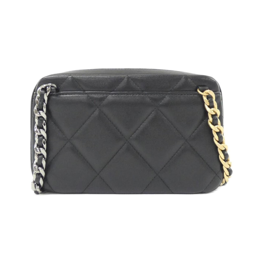 Chanel Black Leather Shoulder Bag (Pre-Owned)