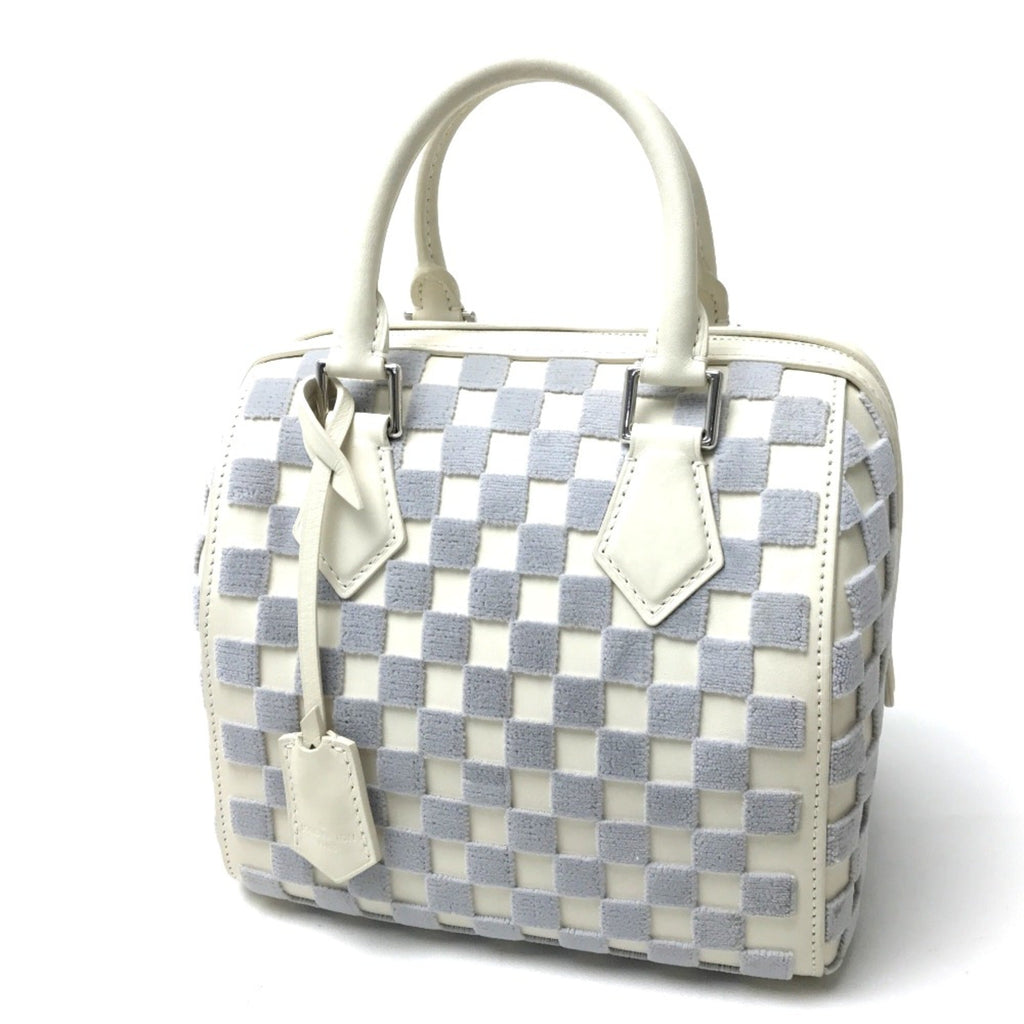 Louis Vuitton White Other Handbag (Pre-Owned)