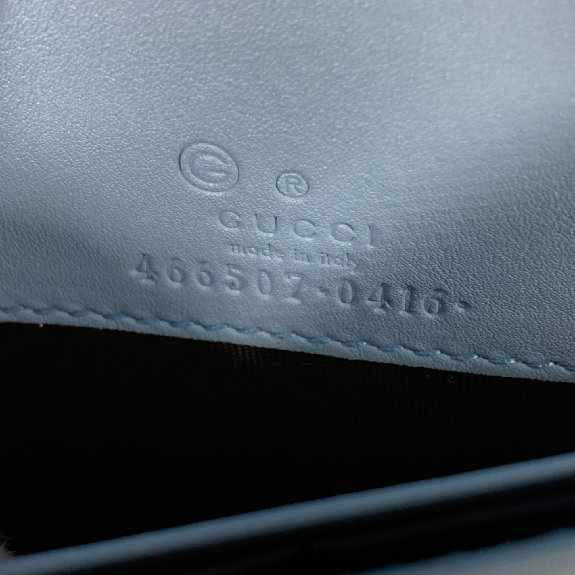 Gucci Blue Leather Chain/Shoulder Wallet (Pre-Owned)