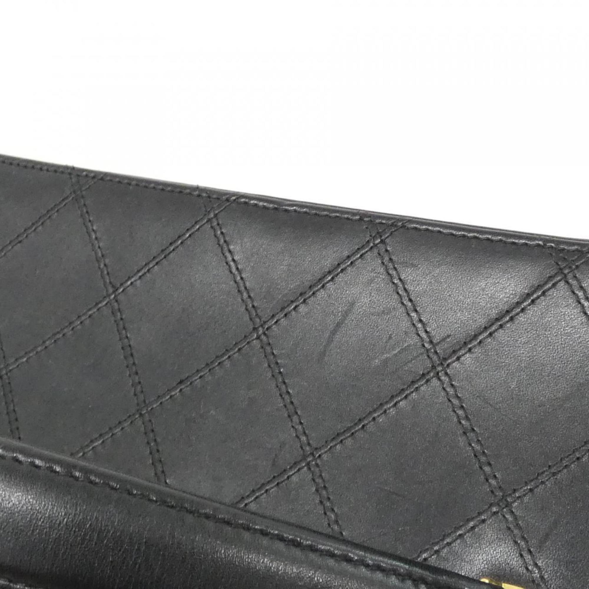 Chanel Black Leather Handbag (Pre-Owned)