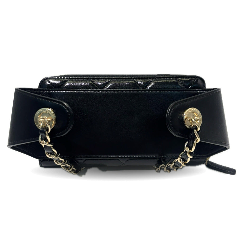 Chanel Black Leather Long Wallet (Bi-Fold) (Pre-Owned)