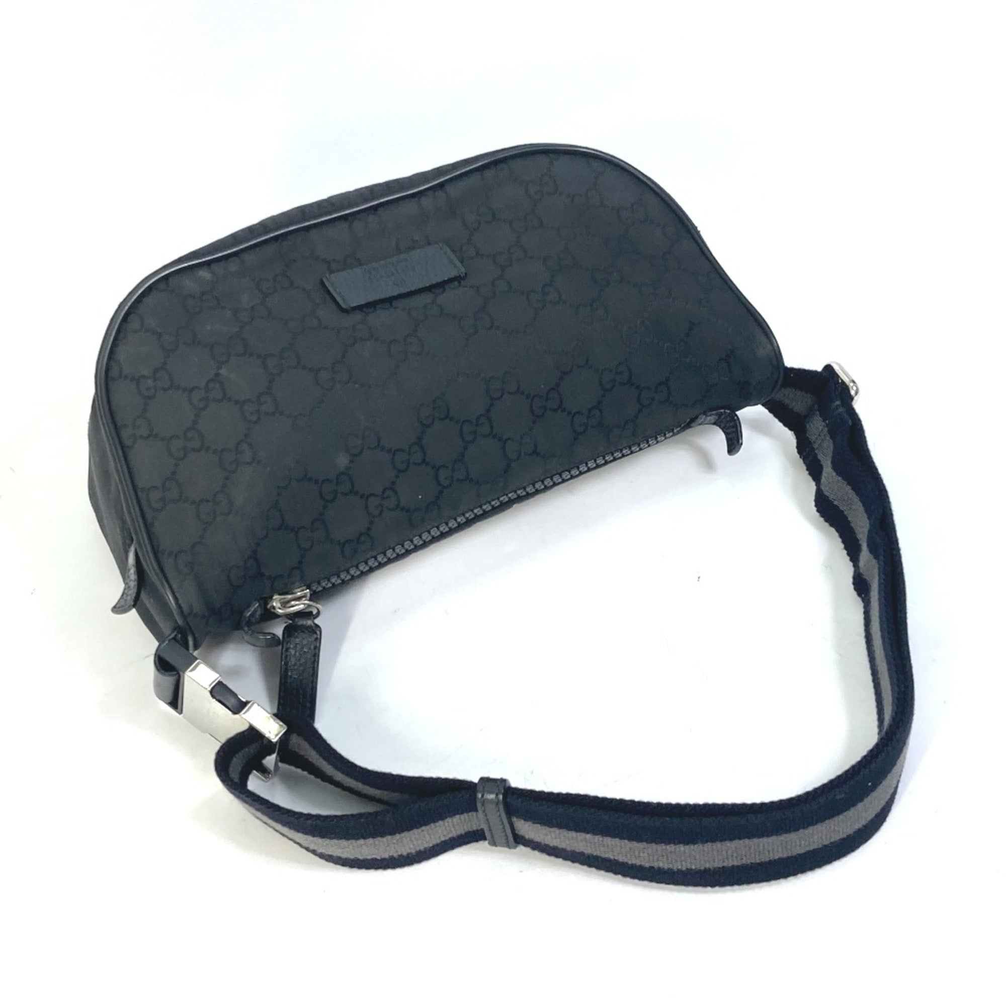Gucci Black Nylon Fanny Pack (Pre-Owned)