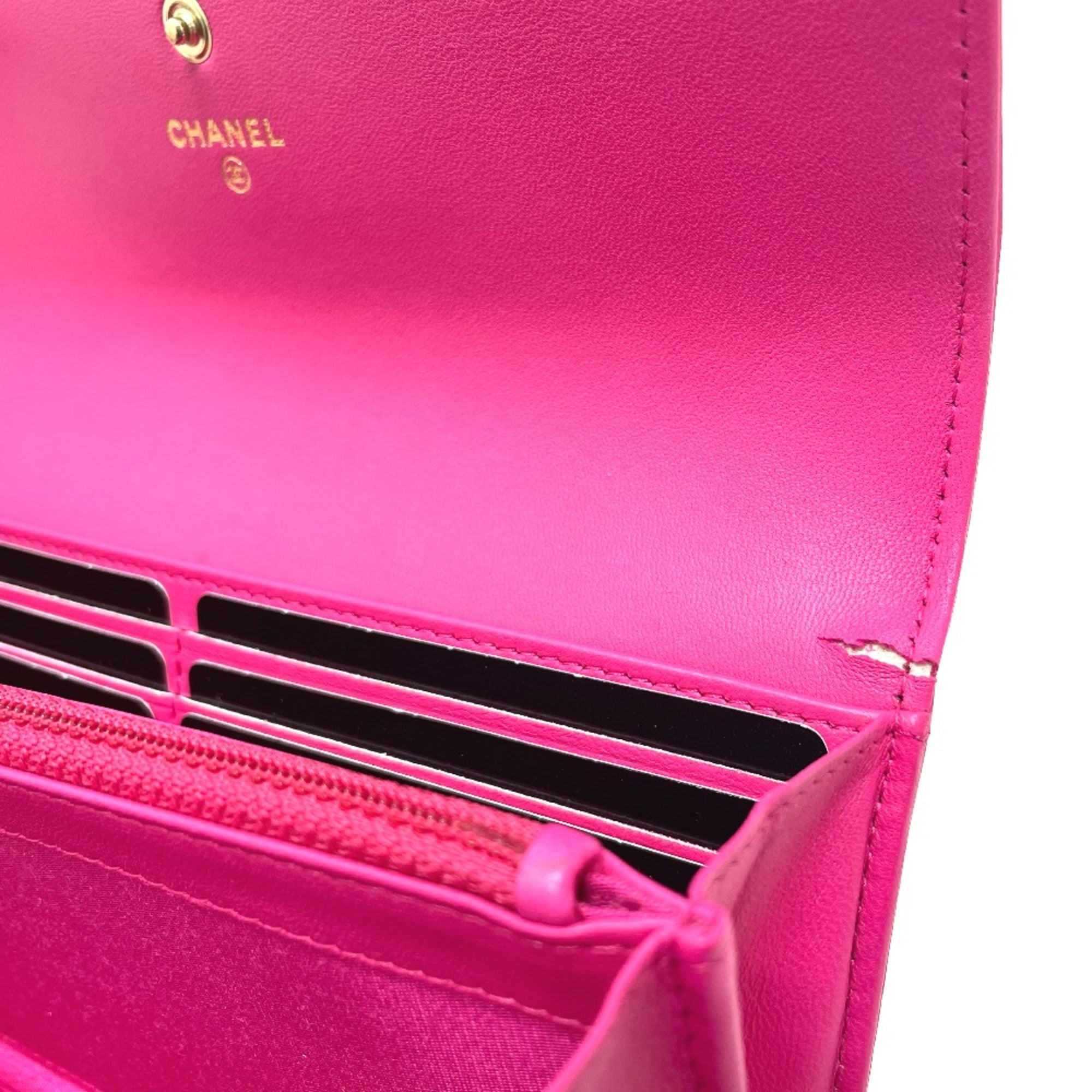 Chanel Pink Leather Long Wallet (Bi-Fold) (Pre-Owned)