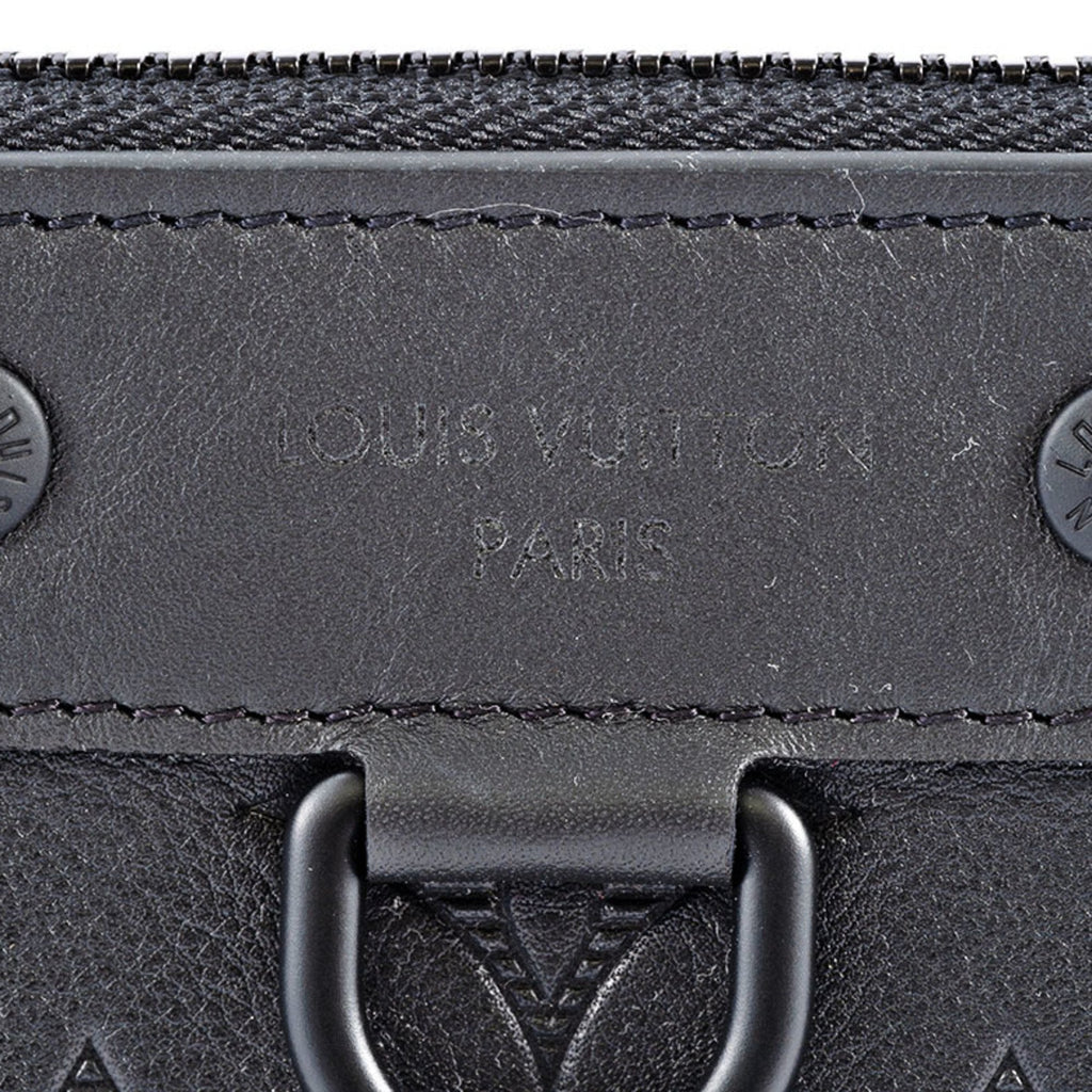 Louis Vuitton Black Monogram Shadow Clutch Bag Pochette (Pre-Owned)