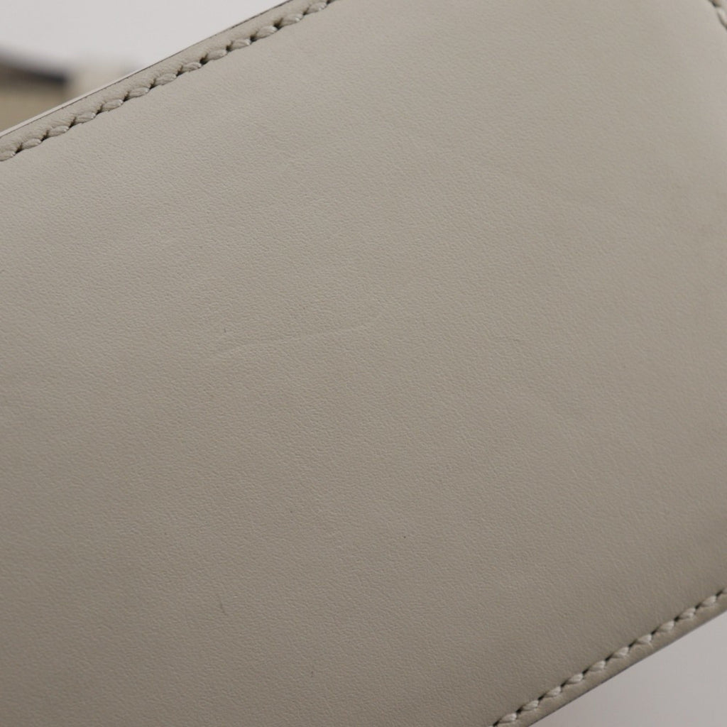 Gucci White Leather Shoulder Bag (Pre-Owned)