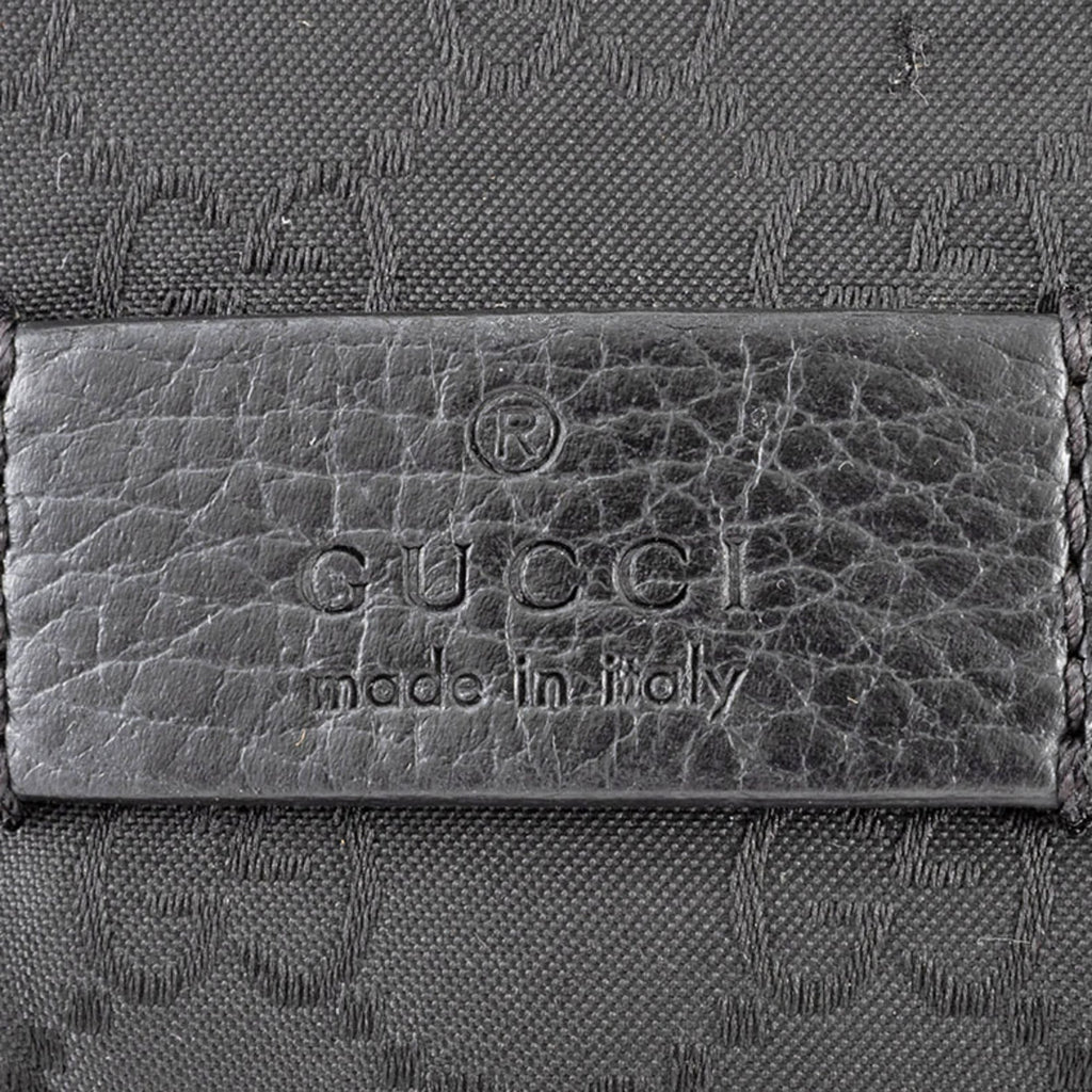 Gucci Black Nylon Pochette Shoulder Bag Sling Bag (Pre-Owned)