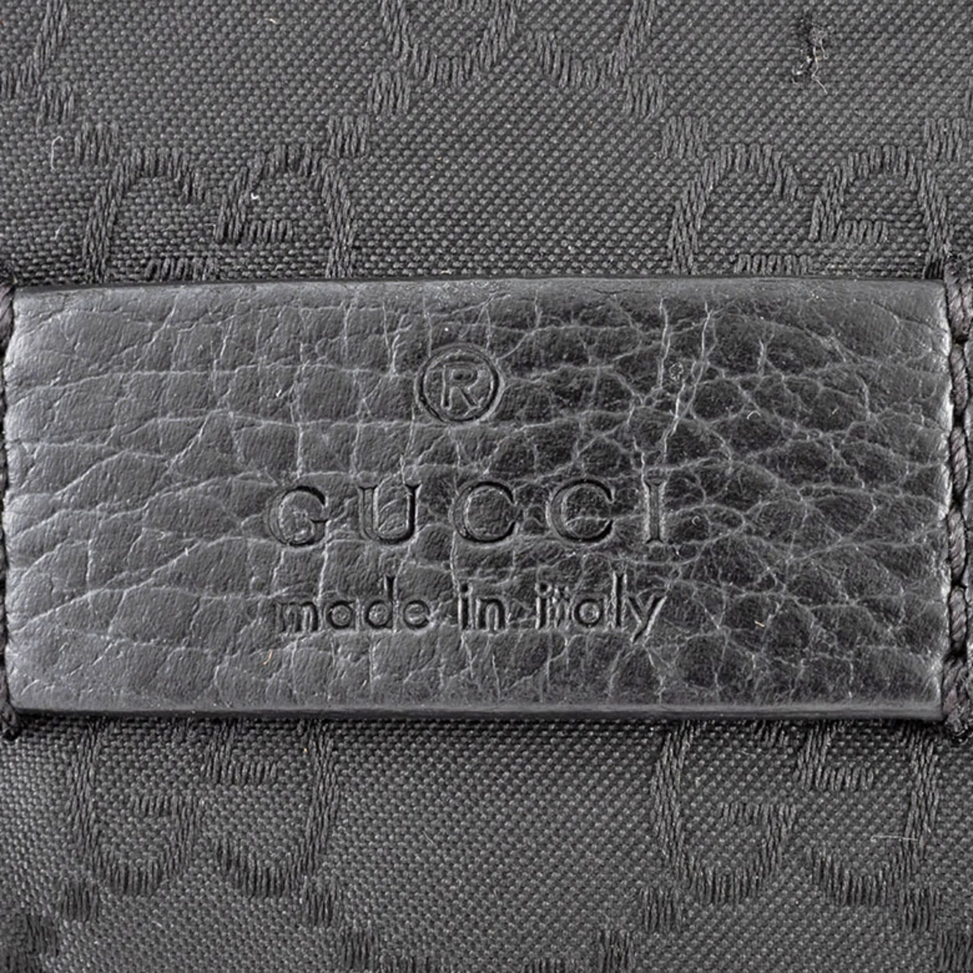 Gucci Black Nylon Pochette Shoulder Bag Sling Bag (Pre-Owned)