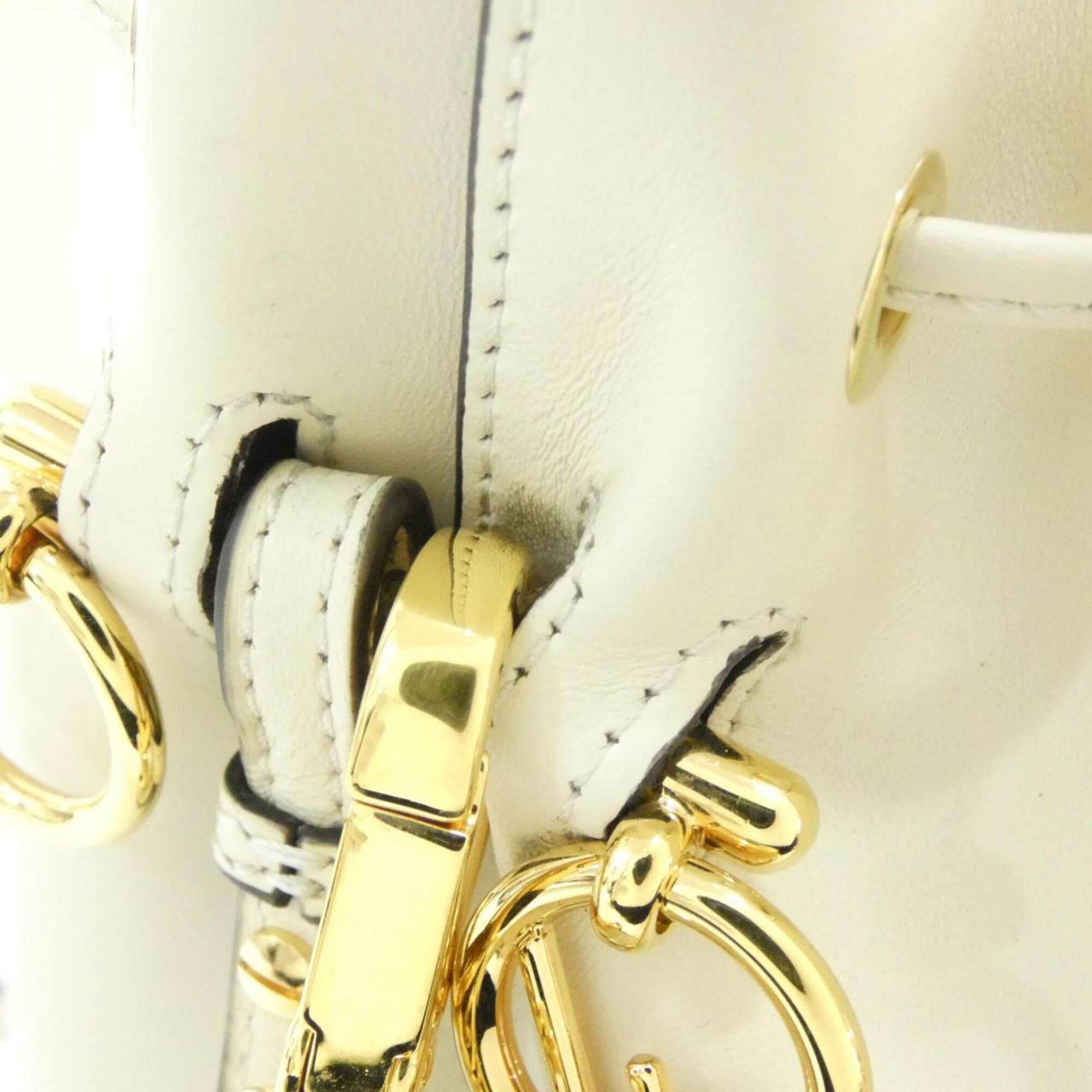 Fendi Beige Leather Handbag (Pre-Owned)