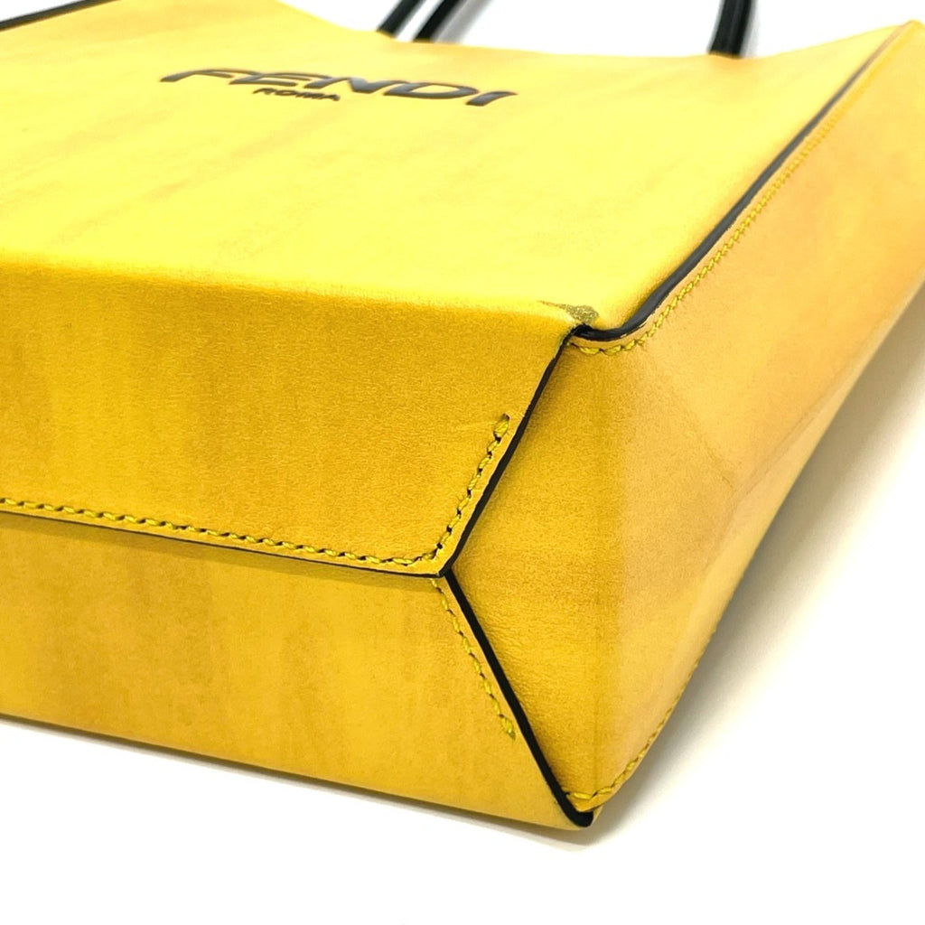 Fendi Yellow Leather Shoulder Bag (Pre-Owned)