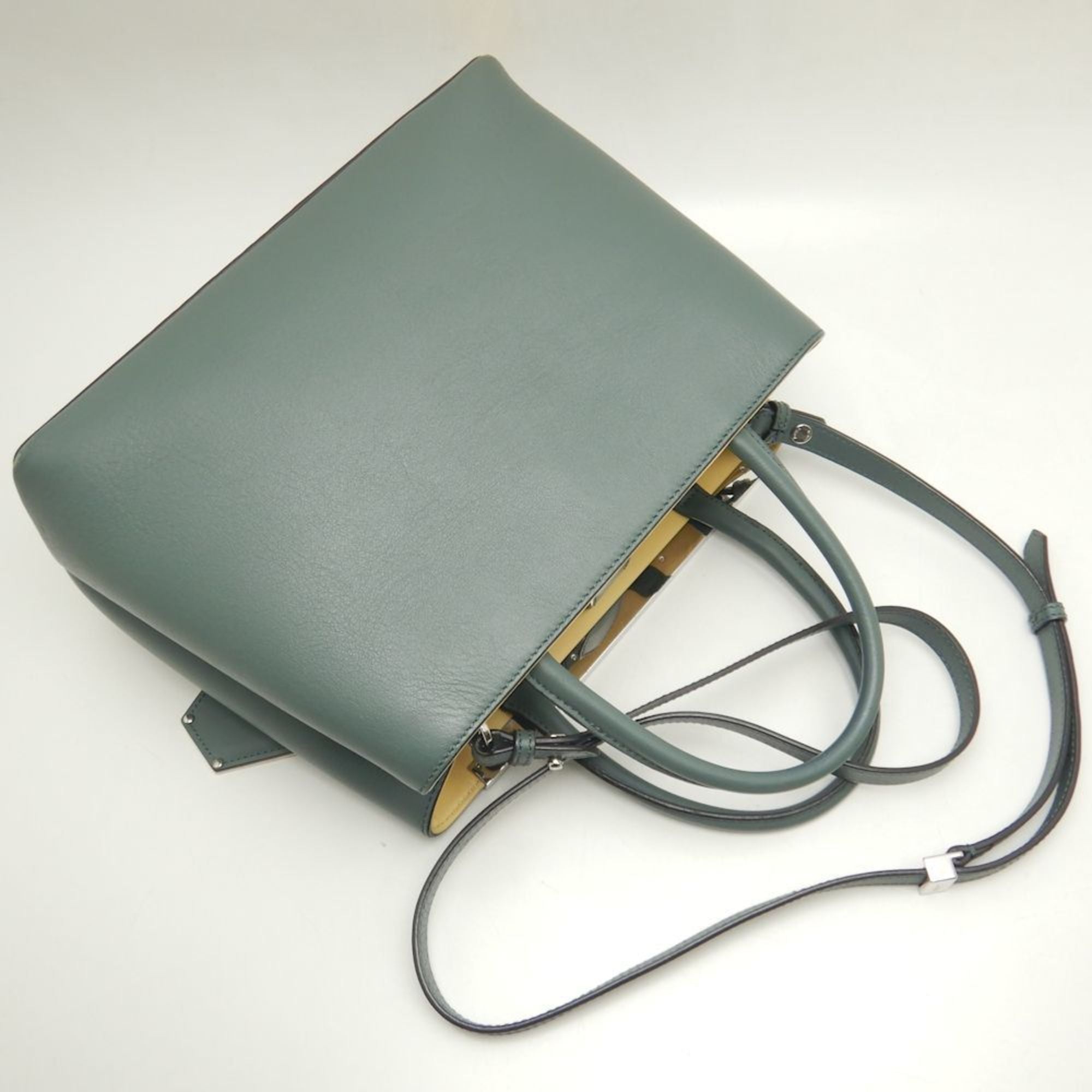 Fendi Khaki Yellow Leather Handbag (Pre-Owned)
