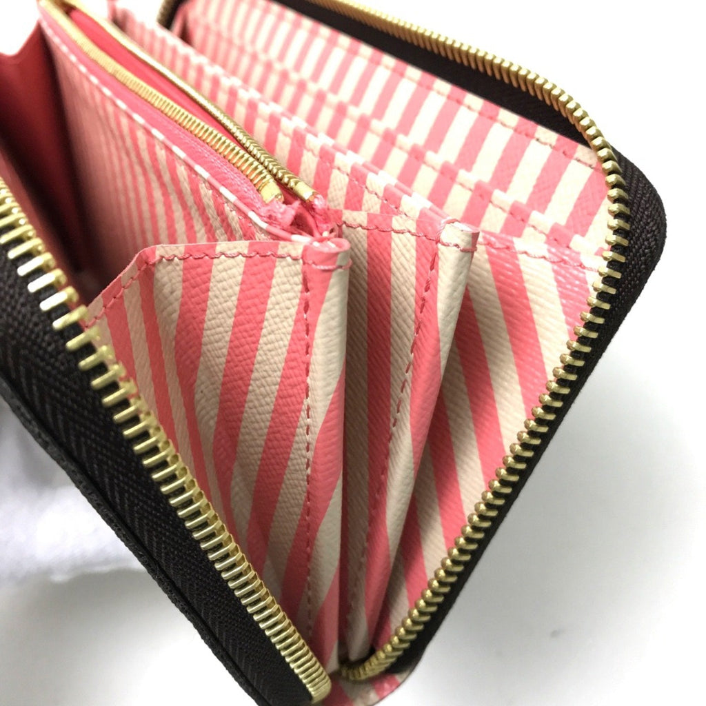 Louis Vuitton Brown Other Long Wallet (Bi-Fold) (Pre-Owned)